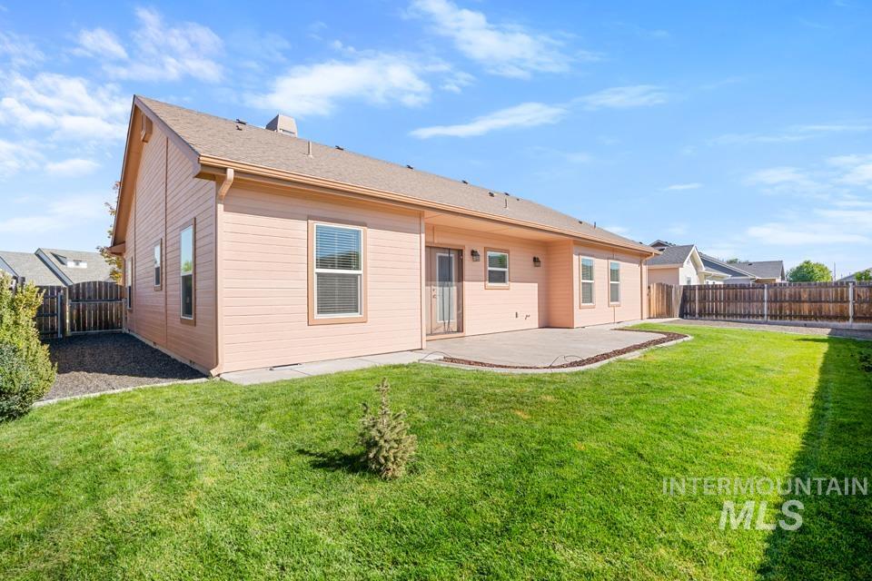 204 E Mckinley St., New Plymouth, Idaho 83655, 3 Bedrooms, 2 Bathrooms, Residential For Sale, Price $459,900,MLS 99002813