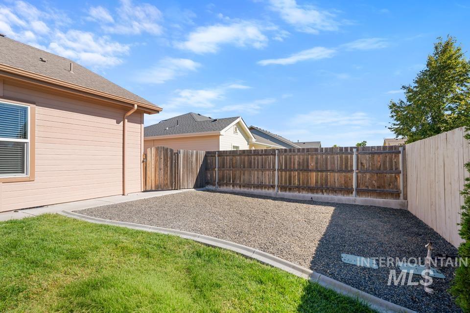 204 E Mckinley St., New Plymouth, Idaho 83655, 3 Bedrooms, 2 Bathrooms, Residential For Sale, Price $459,900,MLS 99002813
