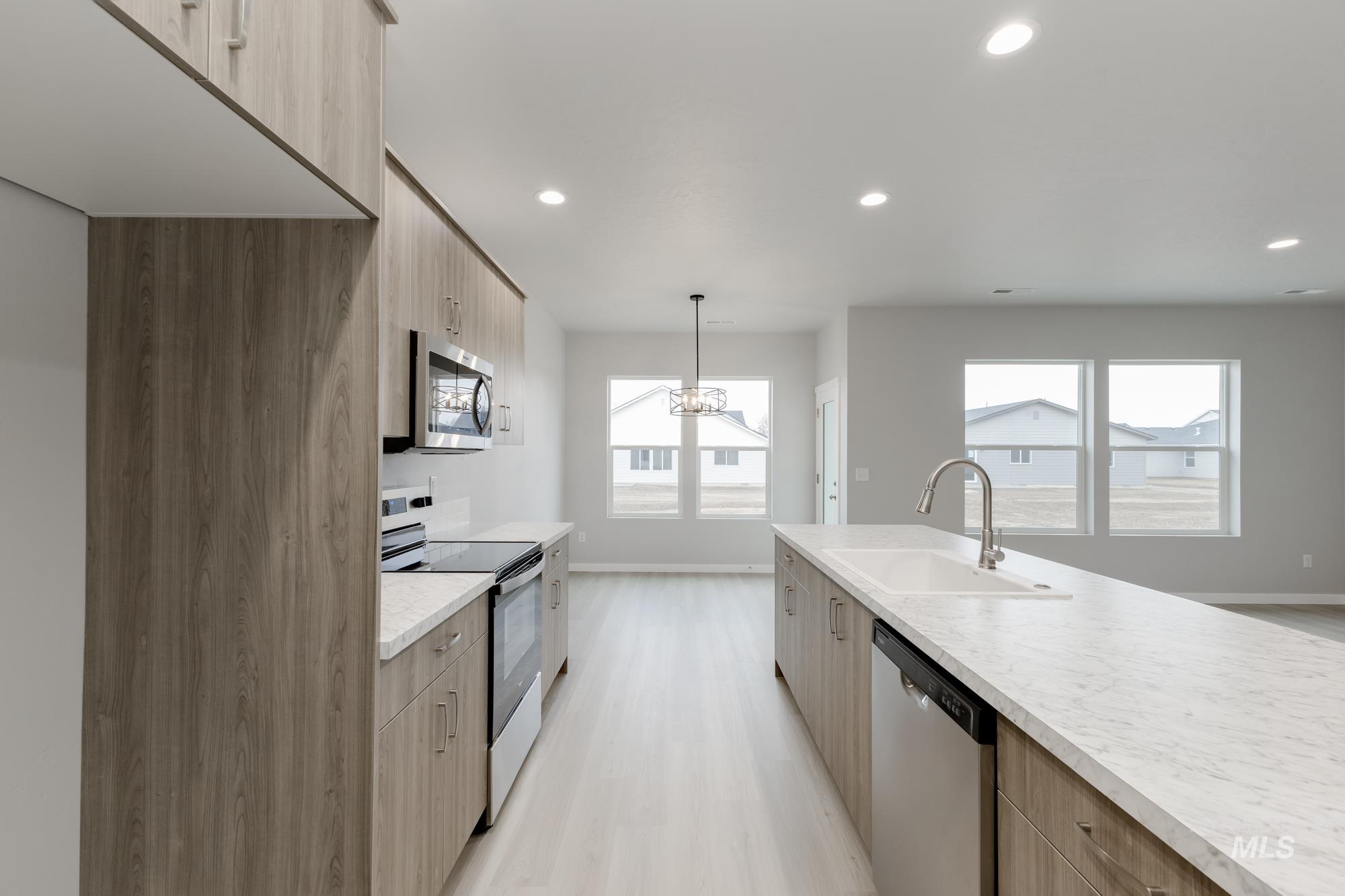 16922 Silo Ave, Nampa, Idaho 83651, 4 Bedrooms, 2 Bathrooms, Residential For Sale, Price $399,990, 99002822
