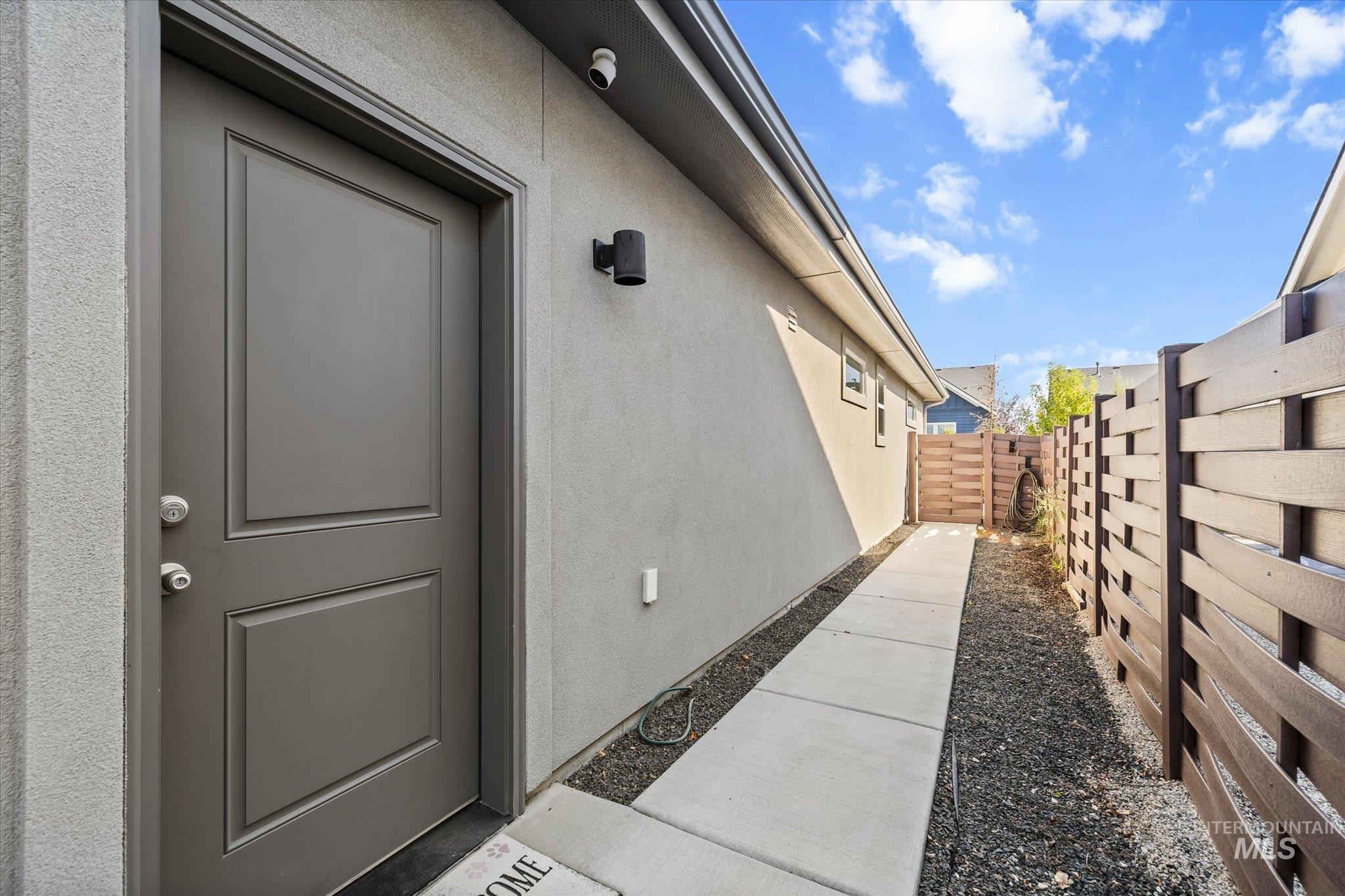 6902 N Exeter Ave, Meridian, Idaho 83646, 3 Bedrooms, 2 Bathrooms, Residential For Sale, Price $675,000,MLS 99002829