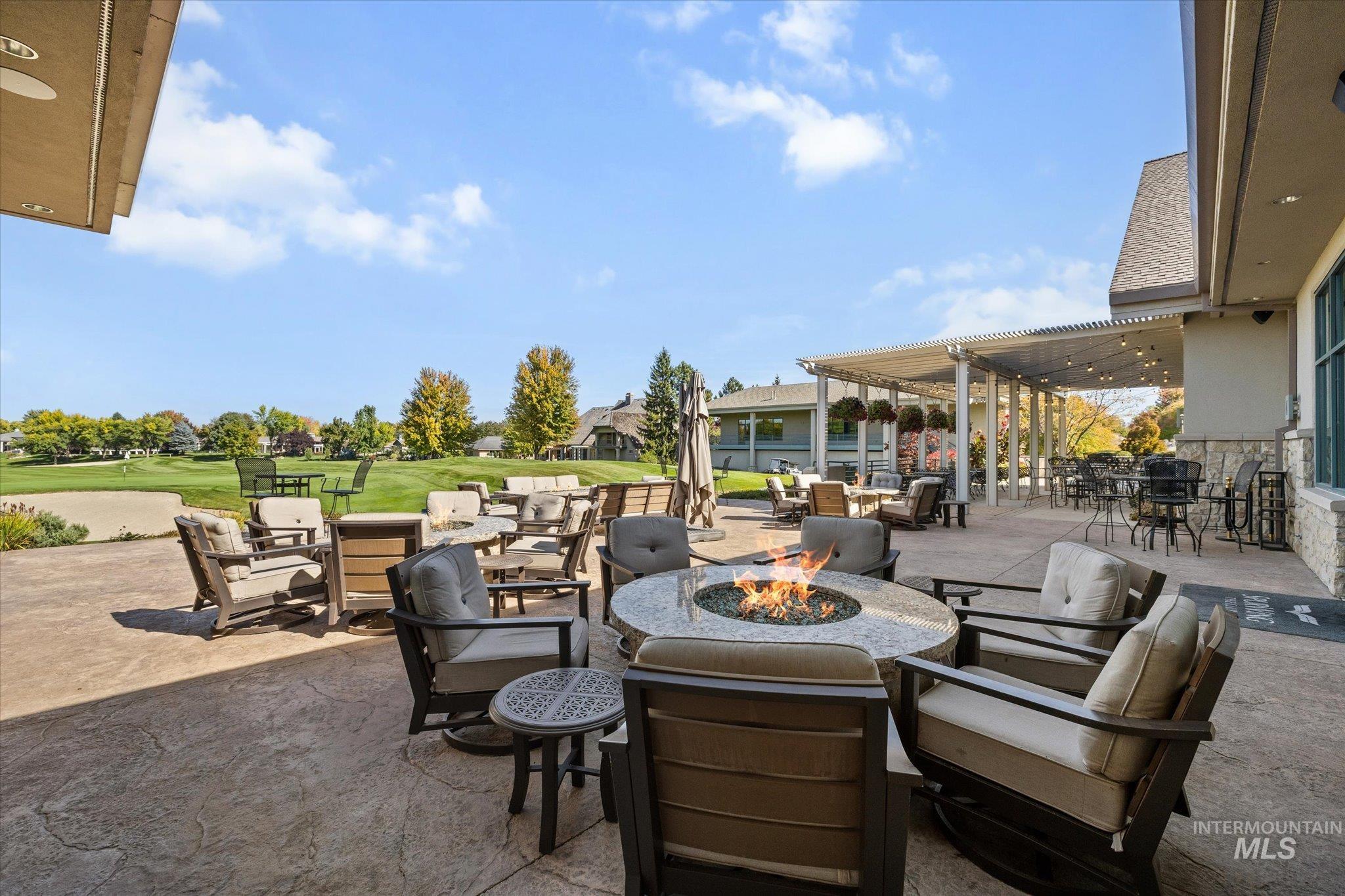 6902 N Exeter Ave, Meridian, Idaho 83646, 3 Bedrooms, 2 Bathrooms, Residential For Sale, Price $675,000,MLS 99002829