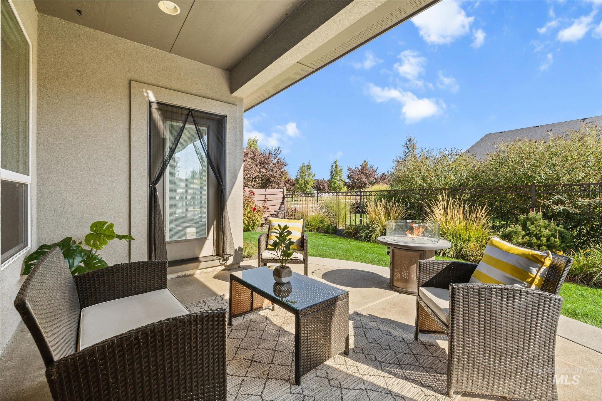 6902 N Exeter Ave, Meridian, Idaho 83646, 3 Bedrooms, 2 Bathrooms, Residential For Sale, Price $675,000,MLS 99002829