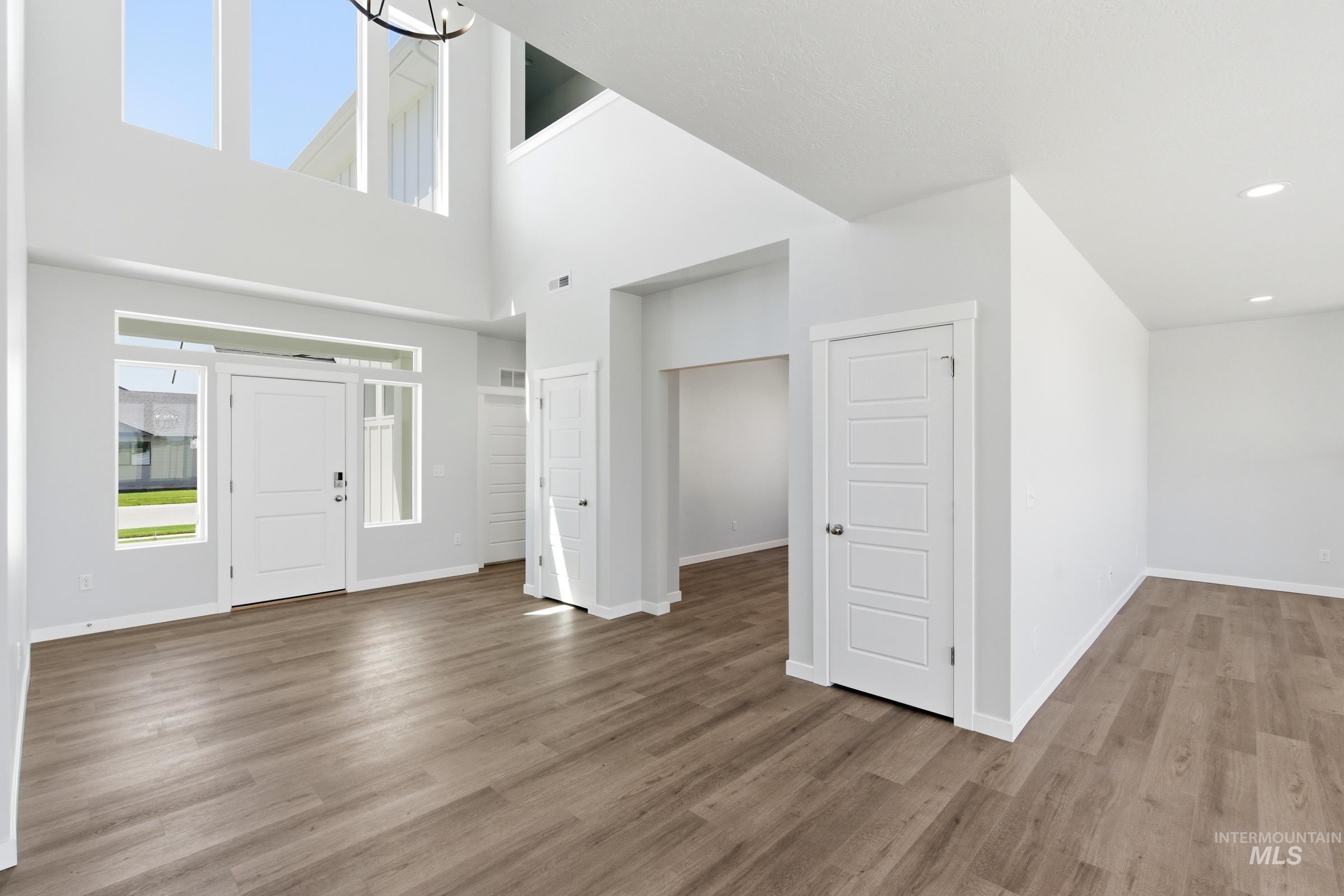 3125 N Porgy Way, Eagle, Idaho 83616, 5 Bedrooms, 4.5 Bathrooms, Residential For Sale, Price $849,995,MLS 99002831