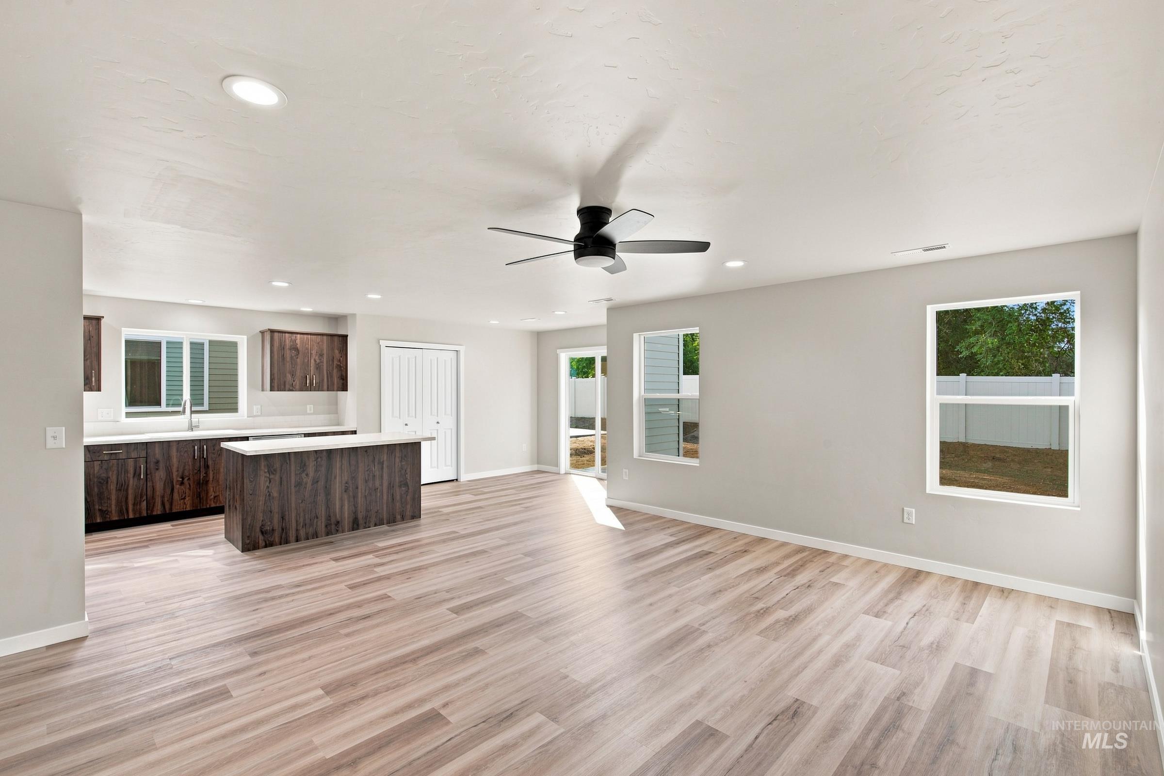 442 Aplomado Ct, Middleton, Idaho 83644, 5 Bedrooms, 3 Bathrooms, Residential For Sale, Price $489,995, 99002836