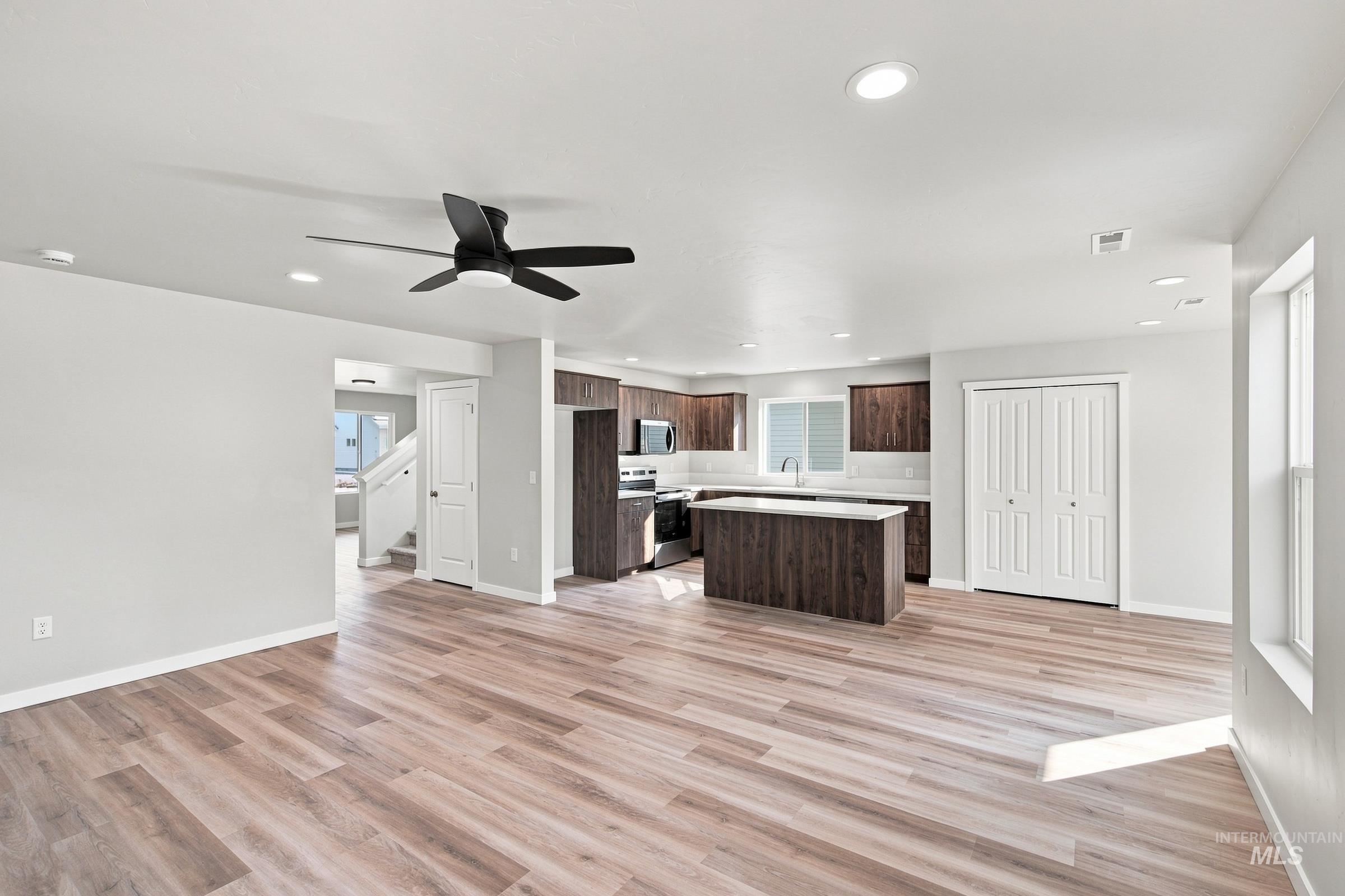 442 Aplomado Ct, Middleton, Idaho 83644, 5 Bedrooms, 3 Bathrooms, Residential For Sale, Price $489,995, 99002836