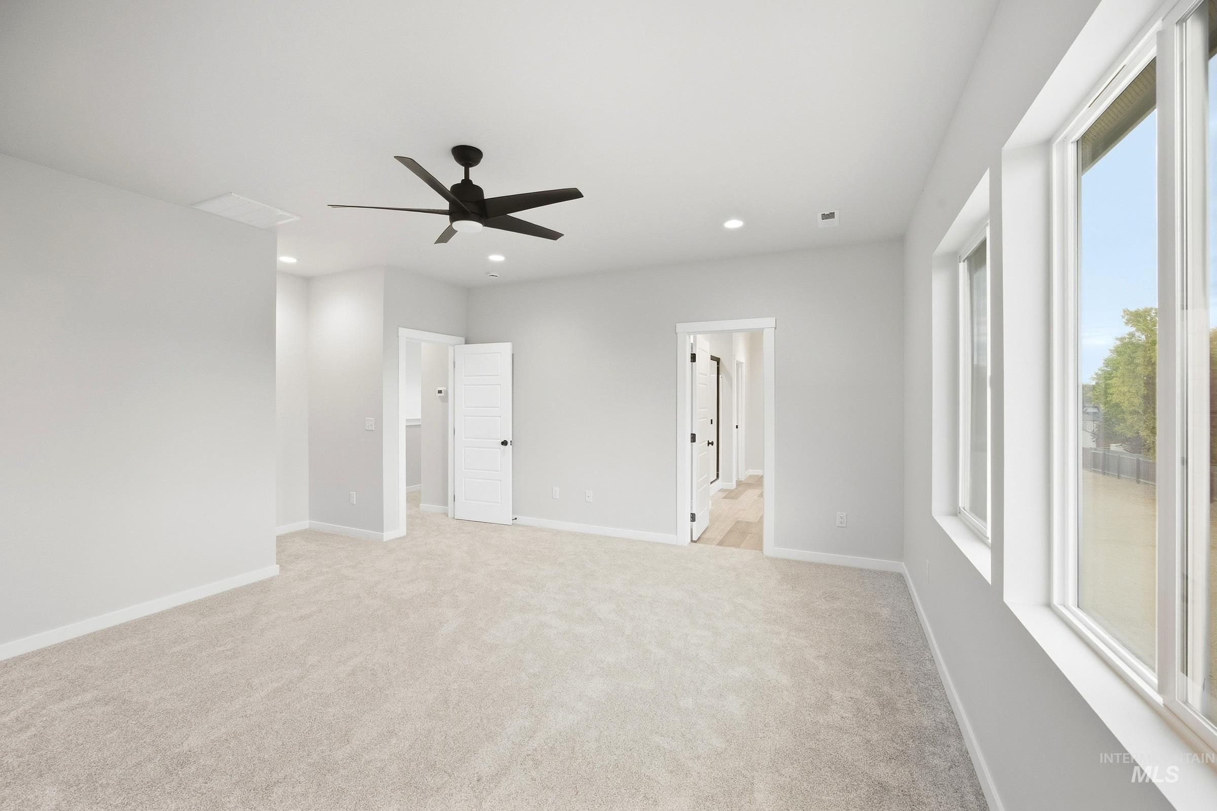 1250 N Coltsfoot Ave, Kuna, Idaho 83634, 5 Bedrooms, 4.5 Bathrooms, Residential For Sale, Price $759,995,MLS 99002845