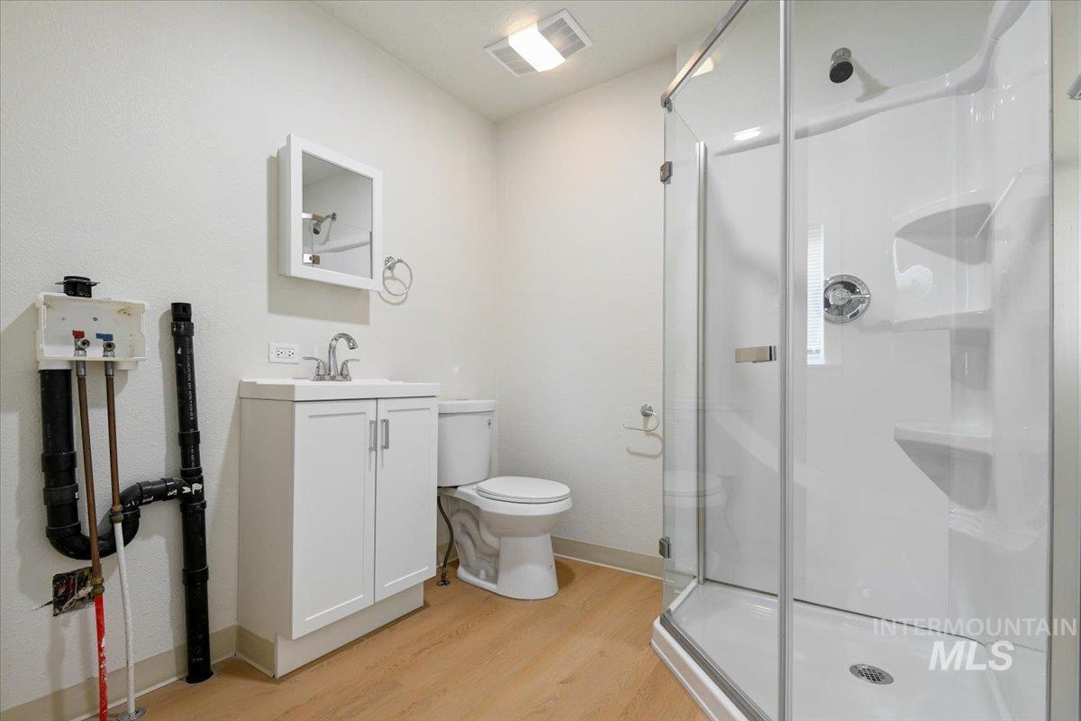 309-311 N Commercial Ave, Emmett, Idaho 83617, 1 Bedroom, 1 Bathroom, Residential Income For Sale, Price $339,000,MLS 99002847