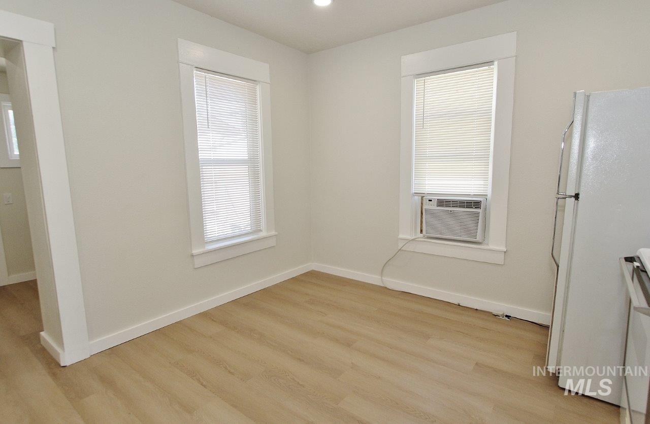 309-311 N Commercial Ave, Emmett, Idaho 83617, 1 Bedroom, 1 Bathroom, Residential Income For Sale, Price $339,000,MLS 99002847