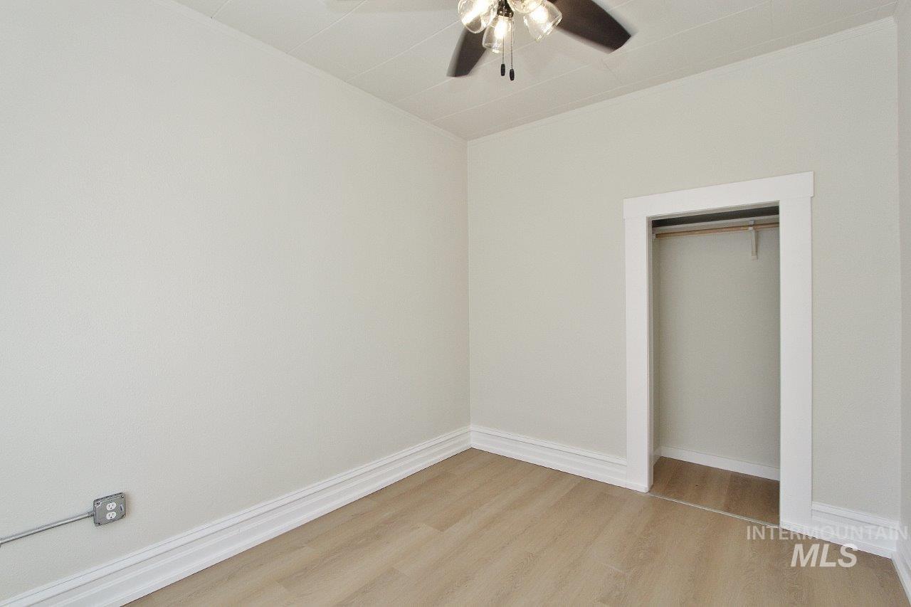 309-311 N Commercial Ave, Emmett, Idaho 83617, 1 Bedroom, 1 Bathroom, Residential Income For Sale, Price $339,000,MLS 99002847
