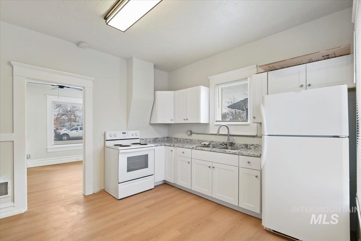 309-311 N Commercial Ave, Emmett, Idaho 83617, 1 Bedroom, 1 Bathroom, Residential Income For Sale, Price $339,000,MLS 99002847