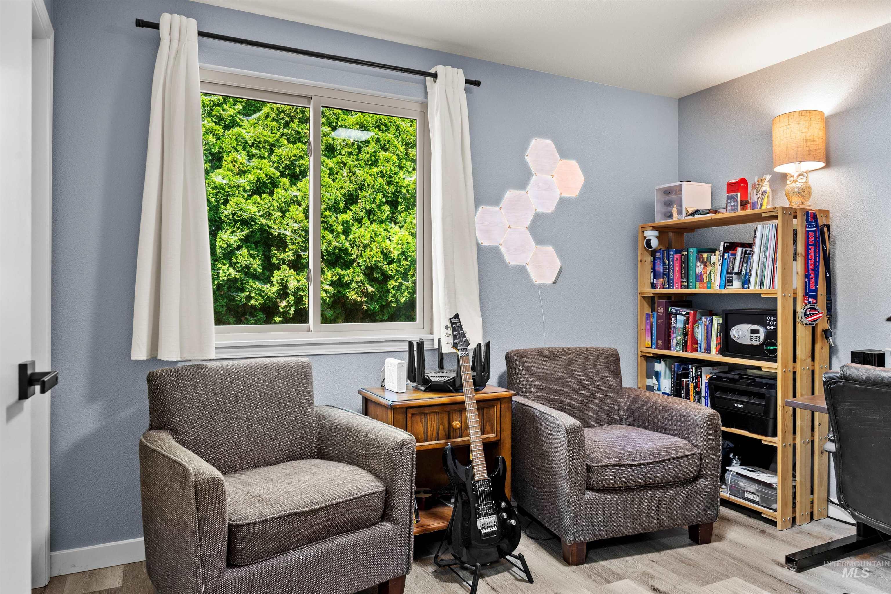 843 S Wild Phlox PL, Boise, Idaho 83709, 3 Bedrooms, 2 Bathrooms, Residential For Sale, Price $399,999,MLS 99002848