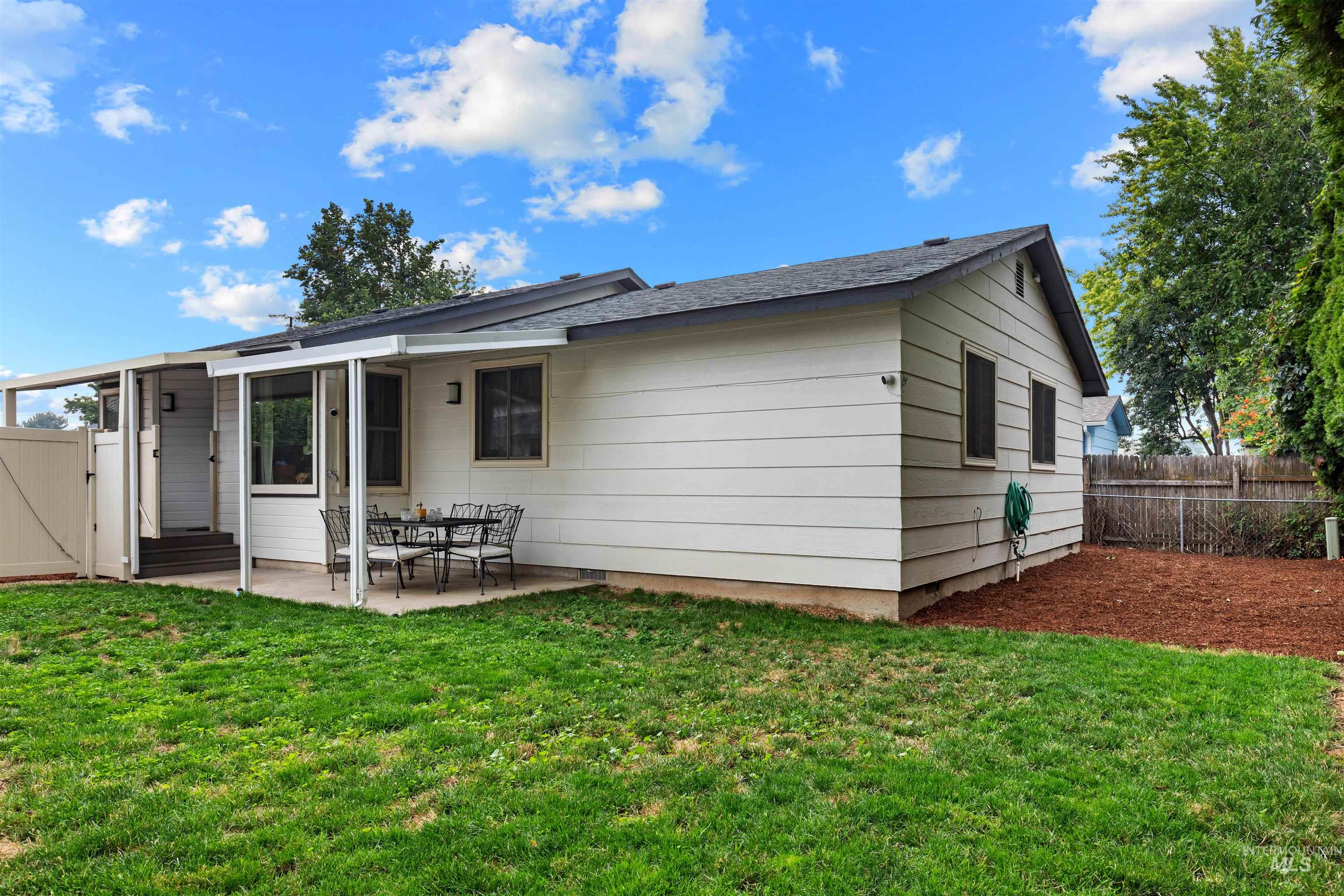 843 S Wild Phlox PL, Boise, Idaho 83709, 3 Bedrooms, 2 Bathrooms, Residential For Sale, Price $399,999,MLS 99002848