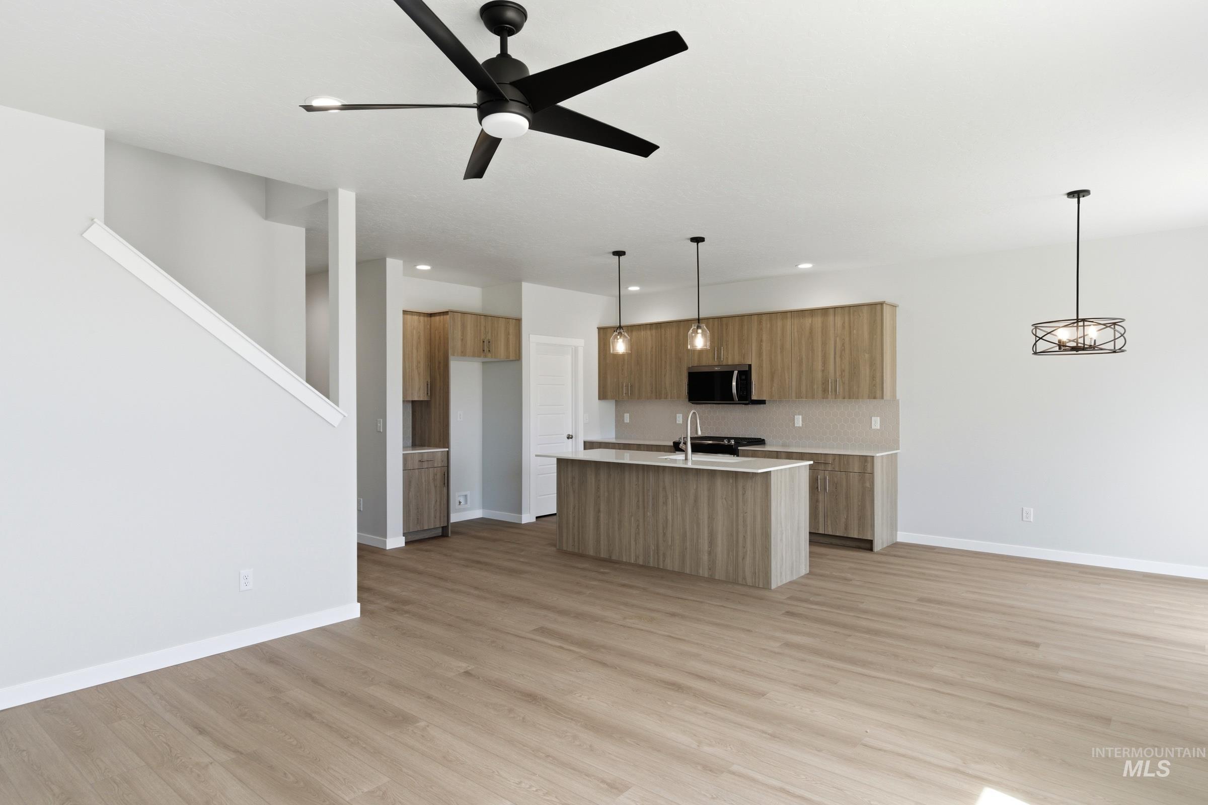 1375 W Braden Dr, Meridian, Idaho 83642, 4 Bedrooms, 2.5 Bathrooms, Residential For Sale, Price $499,995,MLS 99002849