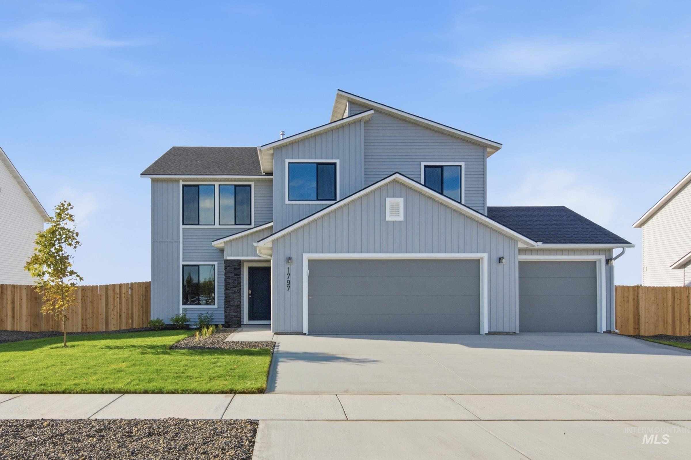 13324 Bank St, Caldwell, Idaho 83607, 4 Bedrooms, 2.5 Bathrooms, Residential For Sale, Price $459,995, 99002854