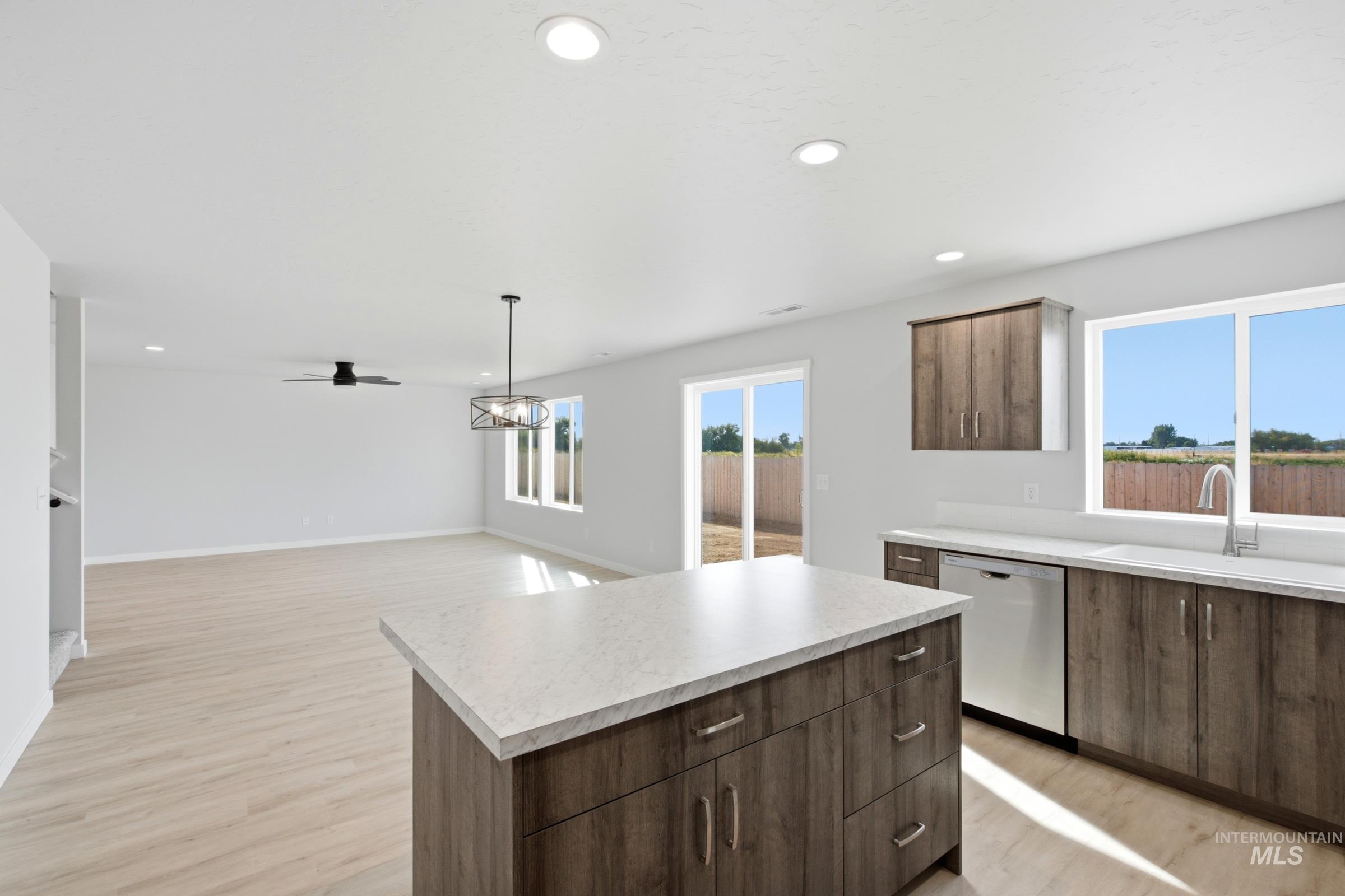 13324 Bank St, Caldwell, Idaho 83607, 4 Bedrooms, 2.5 Bathrooms, Residential For Sale, Price $459,995, 99002854