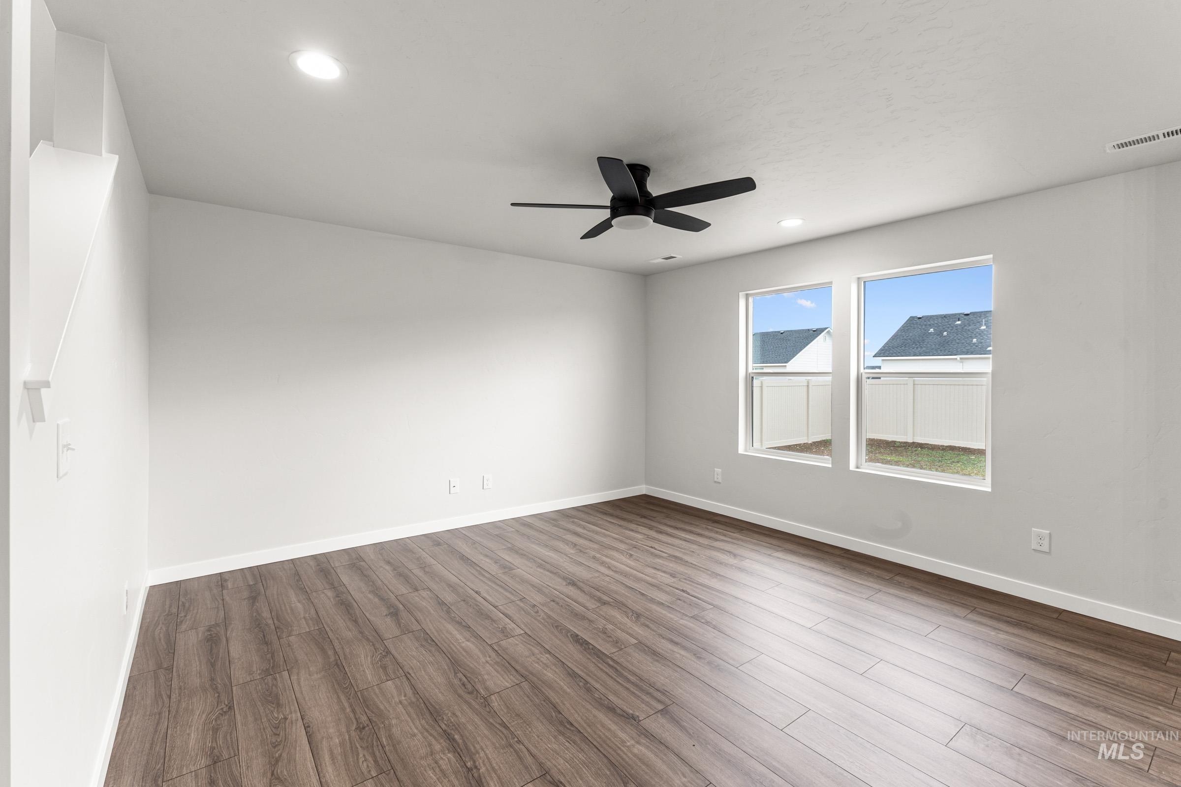 6923 S Lumberton Way, Meridian, Idaho 83642, 3 Bedrooms, 2.5 Bathrooms, Residential For Sale, Price $444,995,MLS 99002855