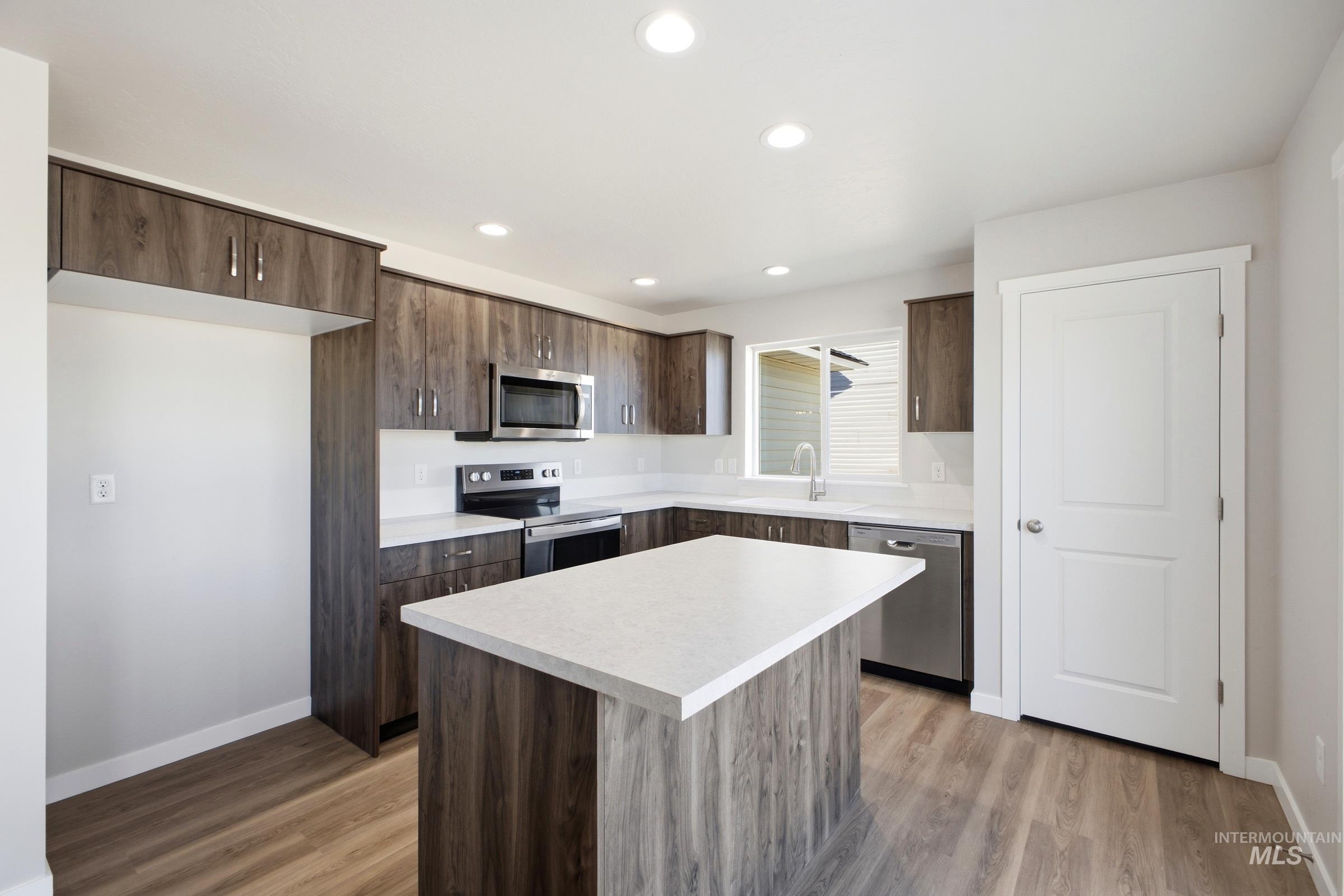 13325 Scrape St, Caldwell, Idaho 83607, 4 Bedrooms, 2.5 Bathrooms, Residential For Sale, Price $444,995,MLS 99002856