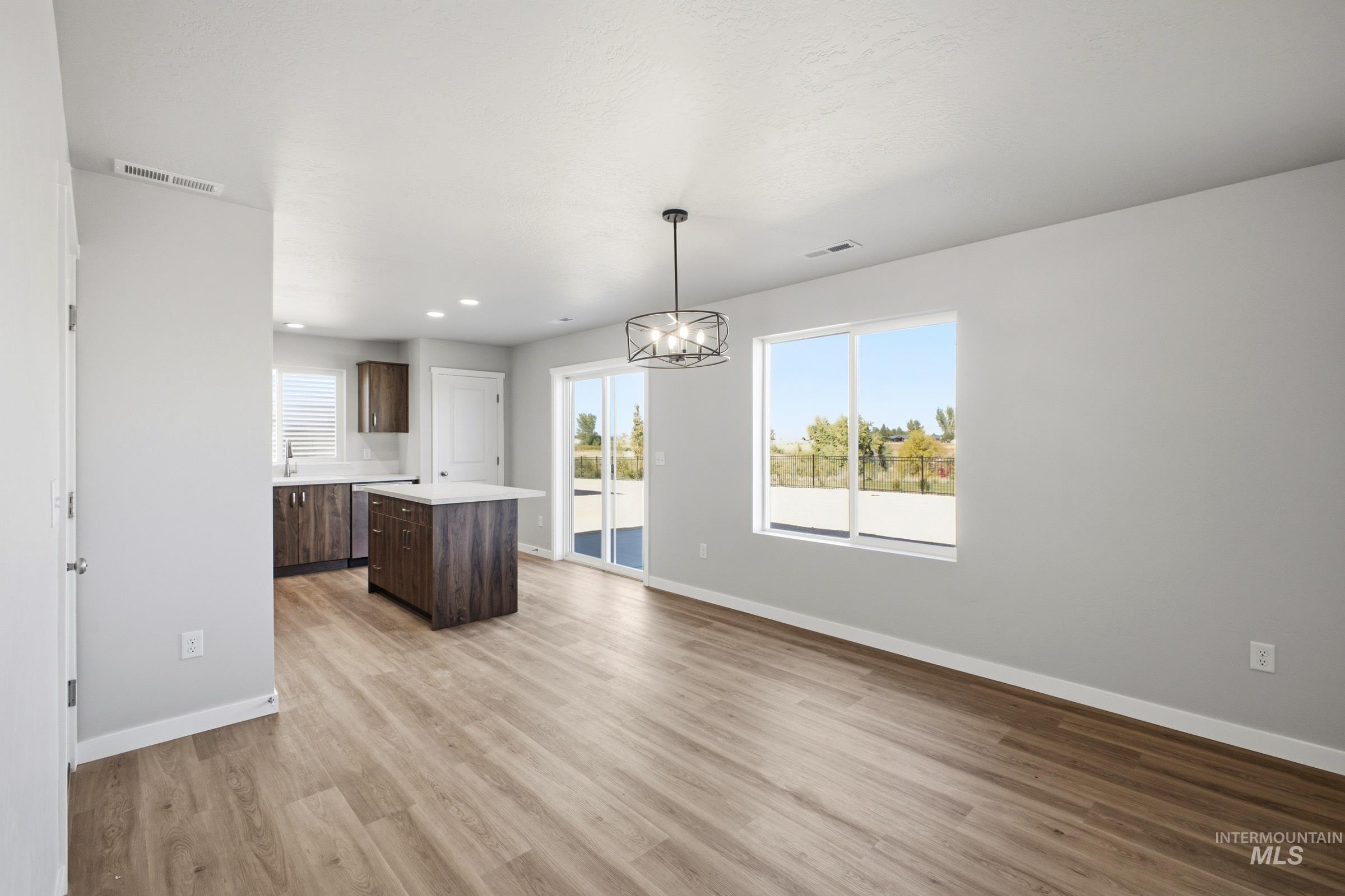 13325 Scrape St, Caldwell, Idaho 83607, 4 Bedrooms, 2.5 Bathrooms, Residential For Sale, Price $444,995,MLS 99002856