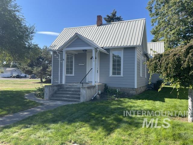 636 2nd Street, Clarkston, Washington 99403, 2 Bedrooms, 1 Bathroom, Residential For Sale, Price $289,000,MLS 99002857