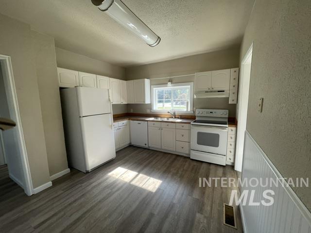 636 2nd Street, Clarkston, Washington 99403, 2 Bedrooms, 1 Bathroom, Residential For Sale, Price $289,000,MLS 99002857