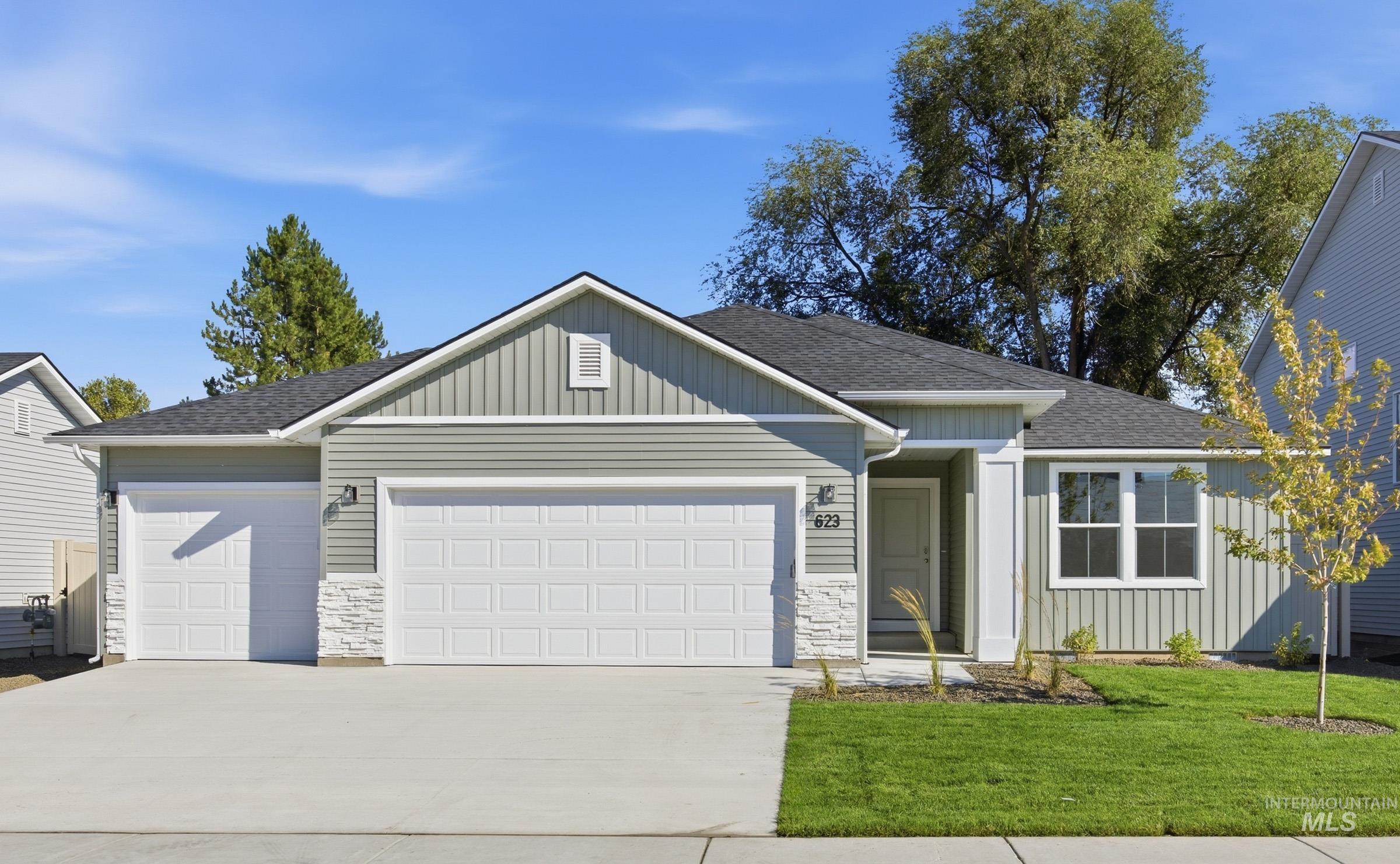 13298 Bank St, Caldwell, Idaho 83607, 3 Bedrooms, 2 Bathrooms, Residential For Sale, Price $414,995,MLS 99002858