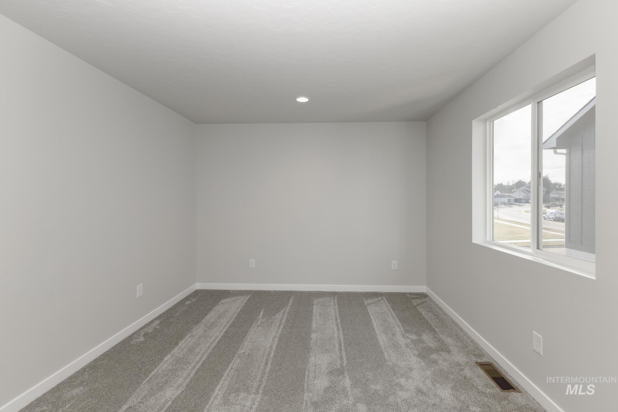 2148 S Summerson Way, Meridian, Idaho 83642, 3 Bedrooms, 2.5 Bathrooms, Residential For Sale, Price $494,995,MLS 99002863
