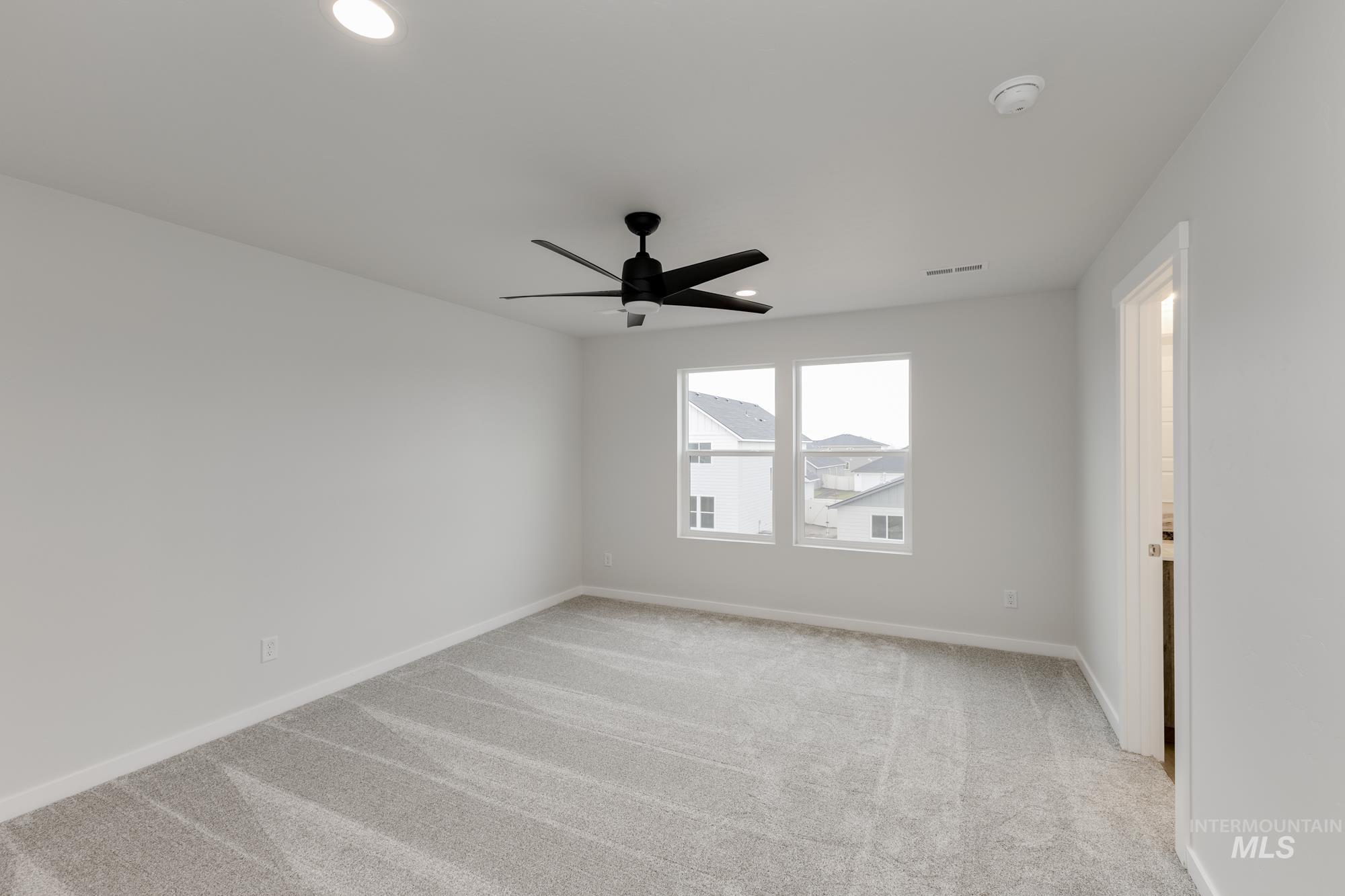 2086 S Summerson Way, Meridian, Idaho 83642, 3 Bedrooms, 2.5 Bathrooms, Residential For Sale, Price $484,995,MLS 99002864