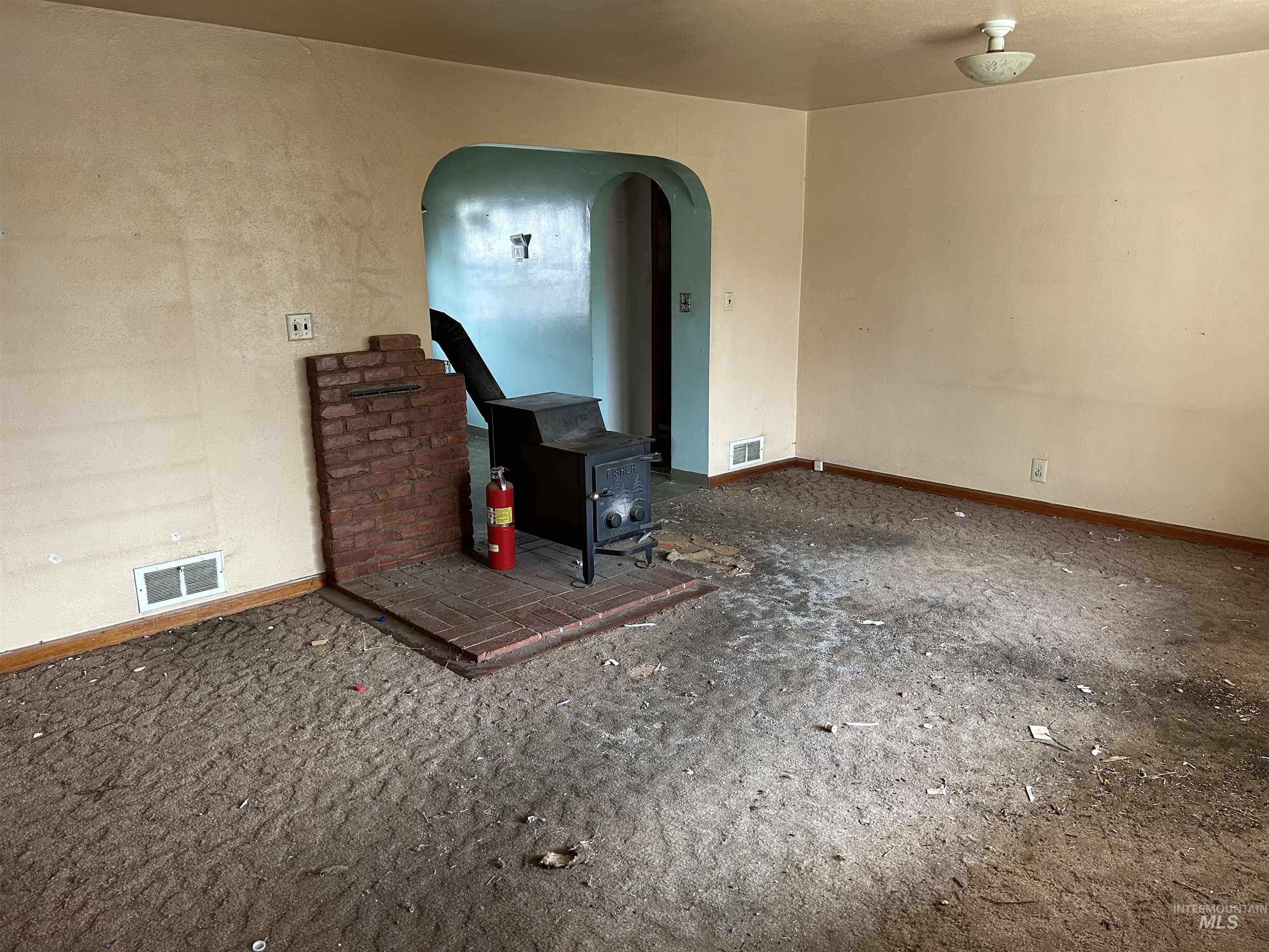 522 W Broadway Ave, Meridian, Idaho 83642, 3 Bedrooms, 1 Bathroom, Residential For Sale, Price $290,000,MLS 99002866