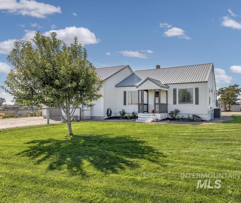4631 Rolland Rd, Ontario, Oregon 97914, 3 Bedrooms, 2 Bathrooms, Residential For Sale, Price $468,000,MLS 99002867