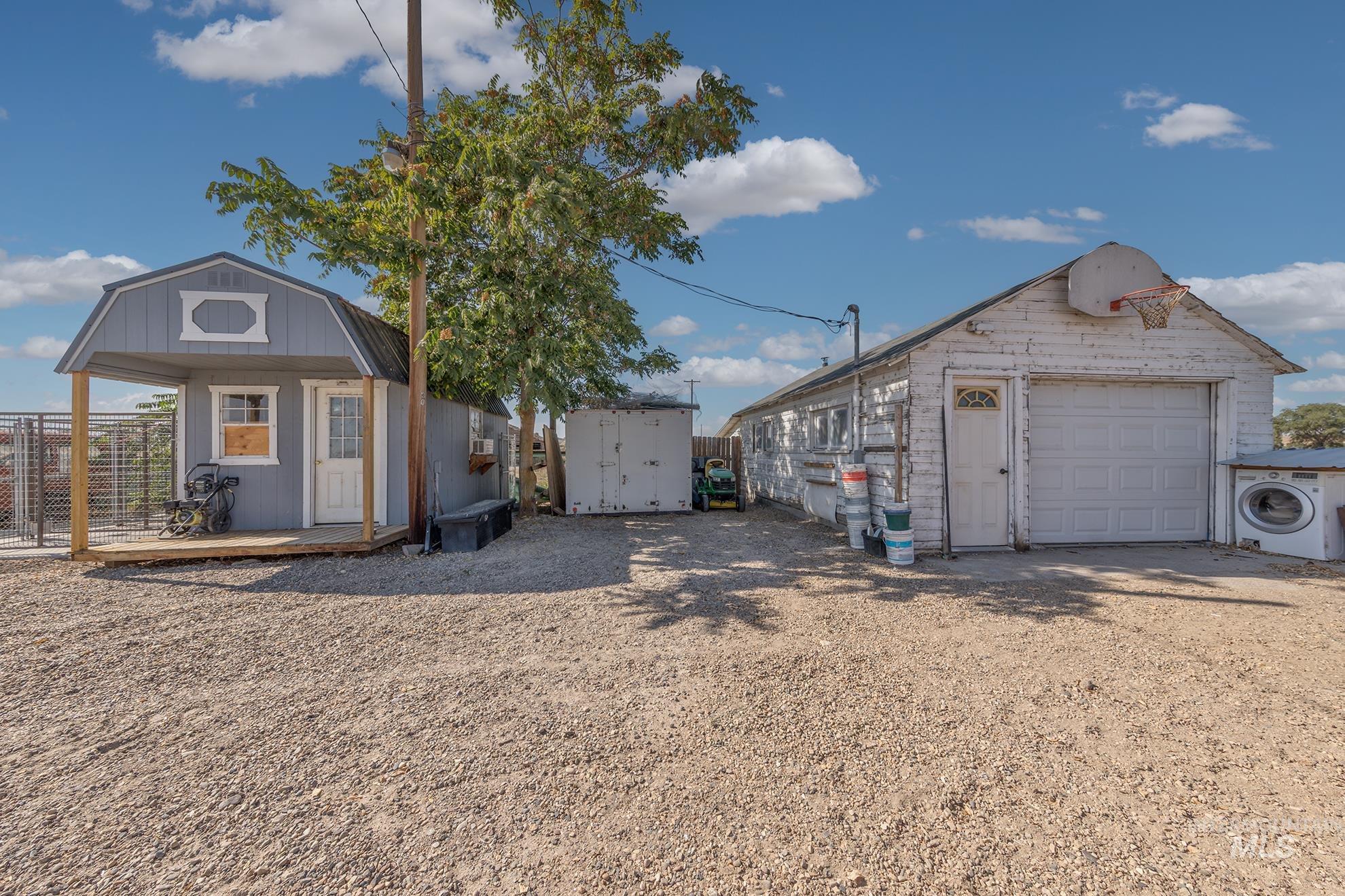 4631 Rolland Rd, Ontario, Oregon 97914, 3 Bedrooms, 2 Bathrooms, Residential For Sale, Price $468,000,MLS 99002867