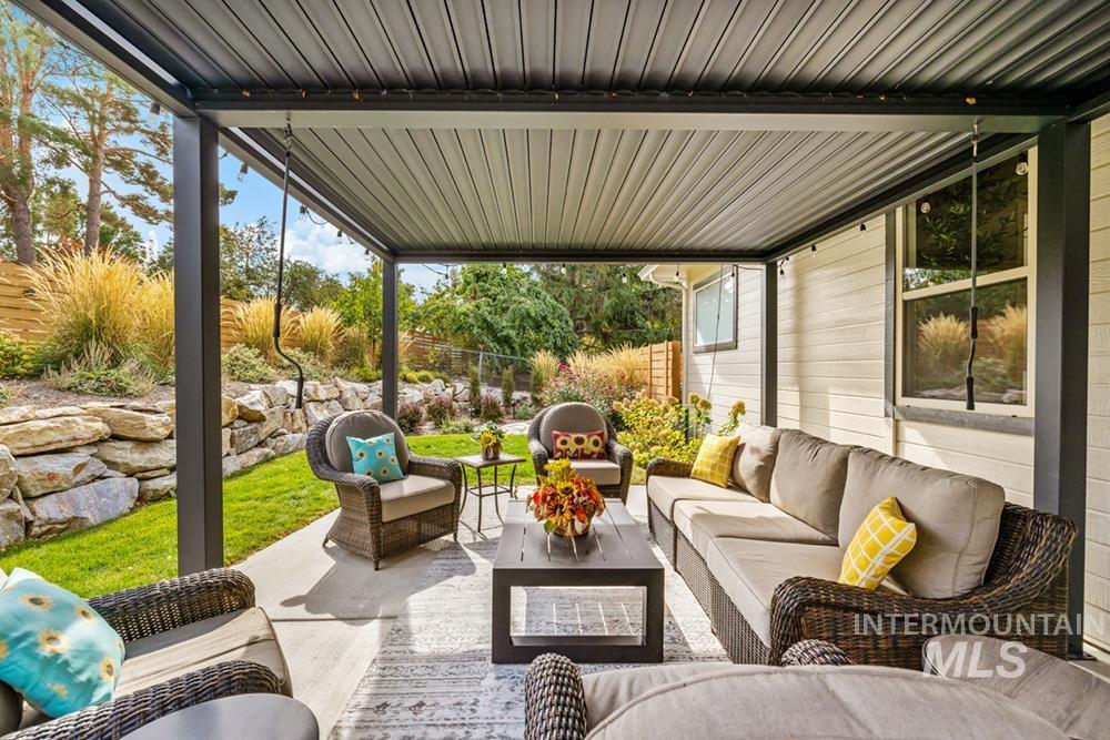 1064 W Parkhill Dr, Boise, Idaho 83702, 4 Bedrooms, 3 Bathrooms, Residential For Sale, Price $1,280,000,MLS 99002868