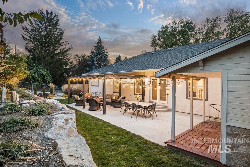 1064 W Parkhill Dr, Boise, Idaho 83702, 4 Bedrooms, 3 Bathrooms, Residential For Sale, Price $1,280,000,MLS 99002868