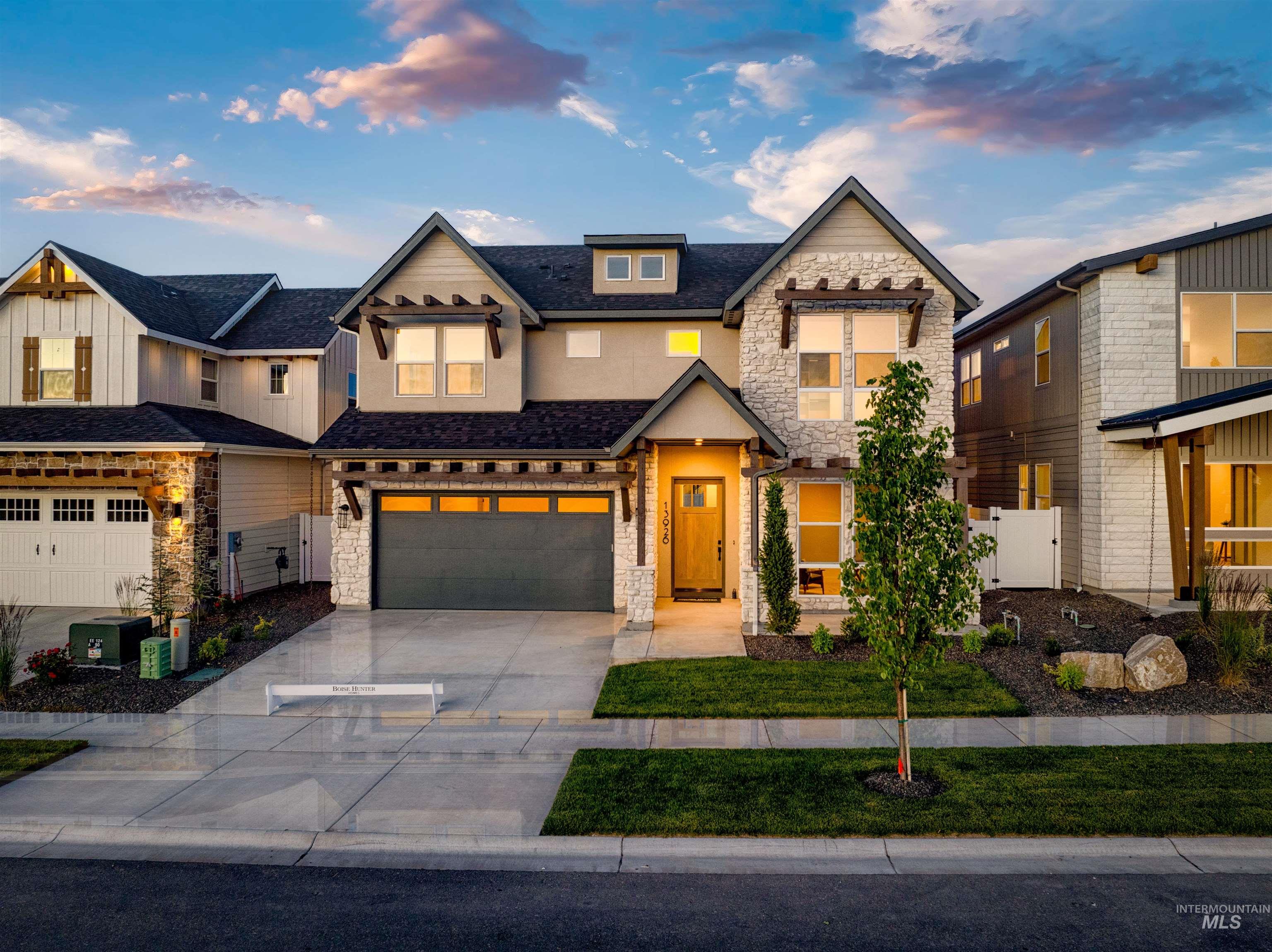 13926 N Ermine Ave, Boise, Idaho 83714, 4 Bedrooms, 3.5 Bathrooms, Residential For Sale, Price $903,665,MLS 99002870