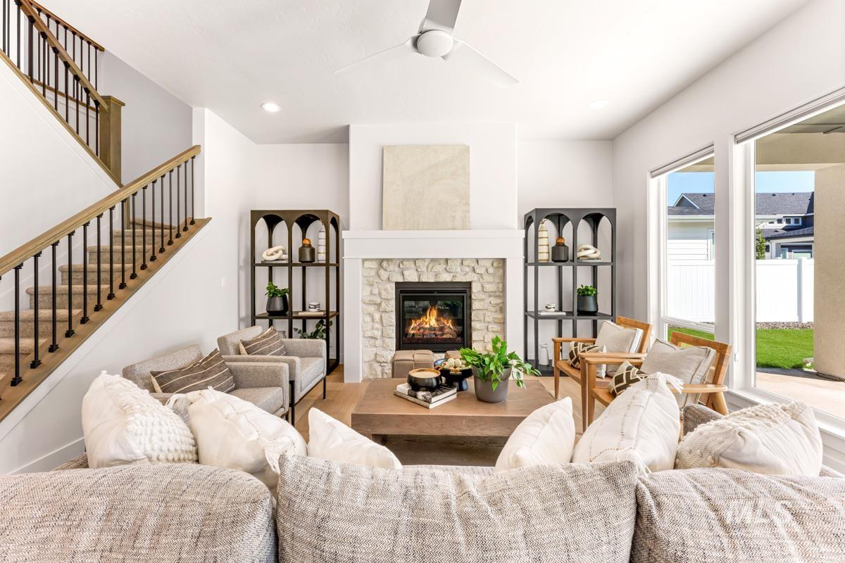 13926 N Ermine Ave, Boise, Idaho 83714, 4 Bedrooms, 3.5 Bathrooms, Residential For Sale, Price $903,665,MLS 99002870
