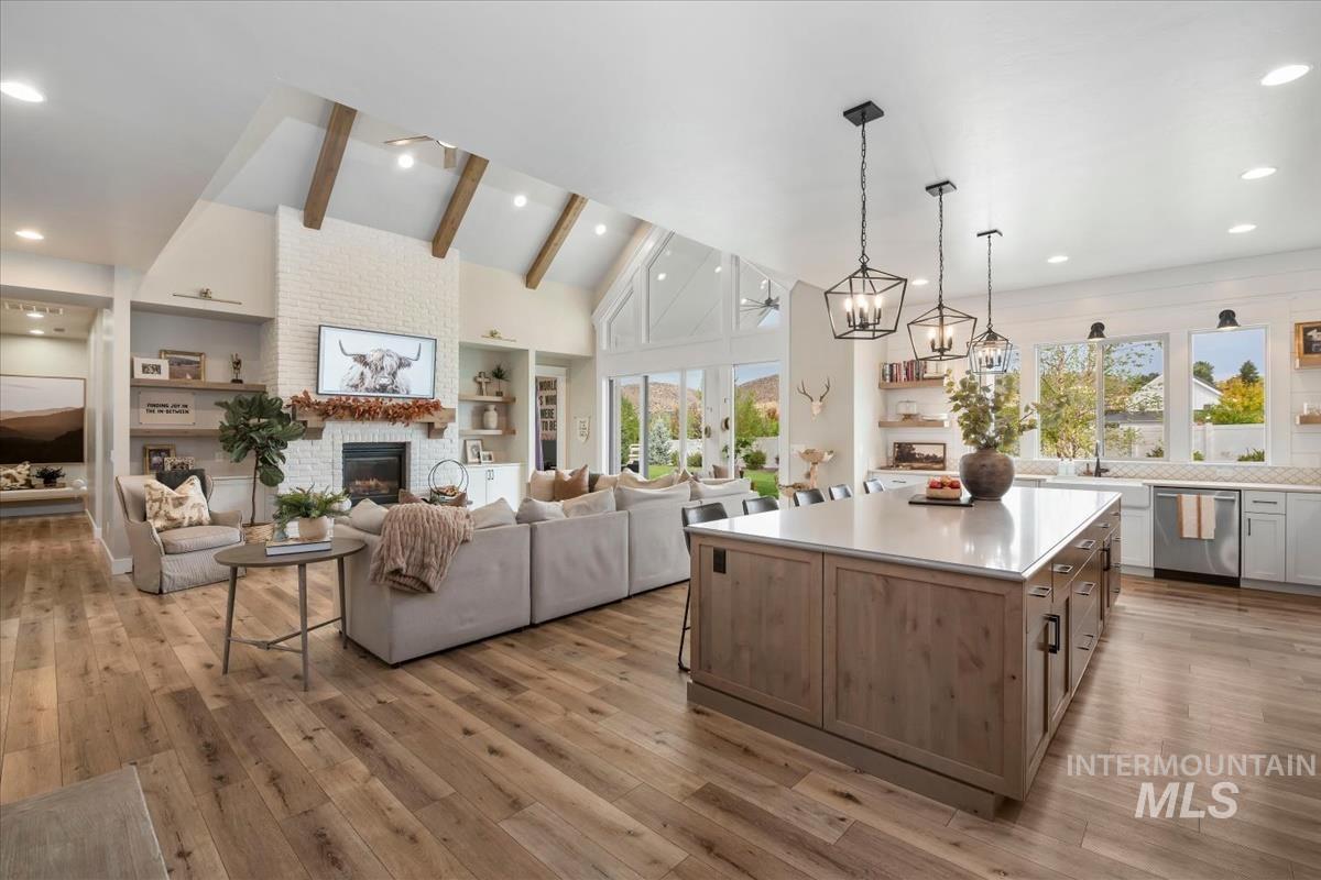 8870 W Fawn Brook St, Boise, Idaho 83714, 4 Bedrooms, 3 Bathrooms, Residential For Sale, Price $1,290,000,MLS 99002875
