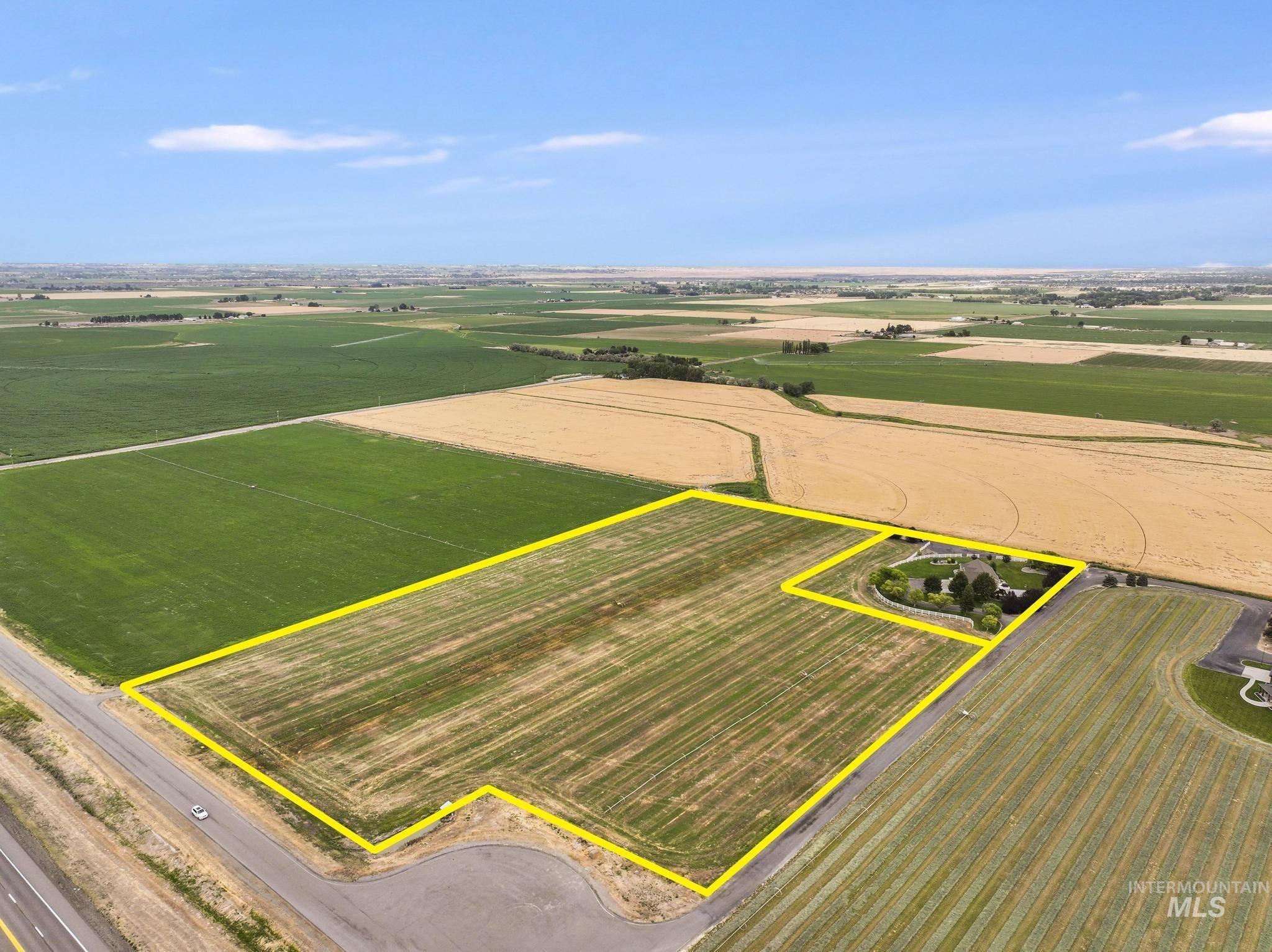 3962 N 2405 E, Filer, Idaho 83328, 5 Bedrooms, 3 Bathrooms, Residential For Sale, Price $1,070,000,MLS 99002882
