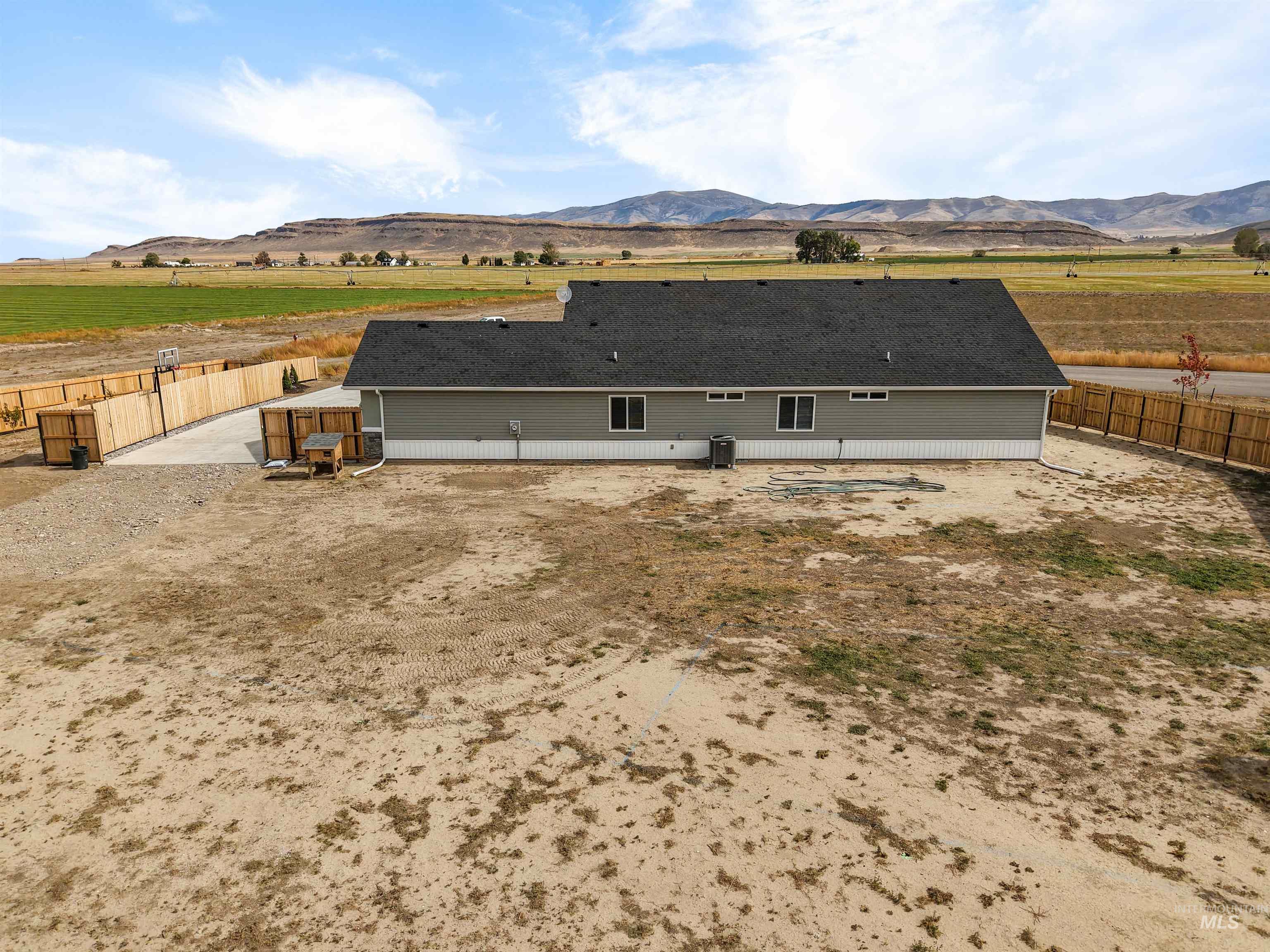 595 N Pioneer Way, Oakley, Idaho 83346, 4 Bedrooms, 2 Bathrooms, Residential For Sale, Price $375,000,MLS 99002883