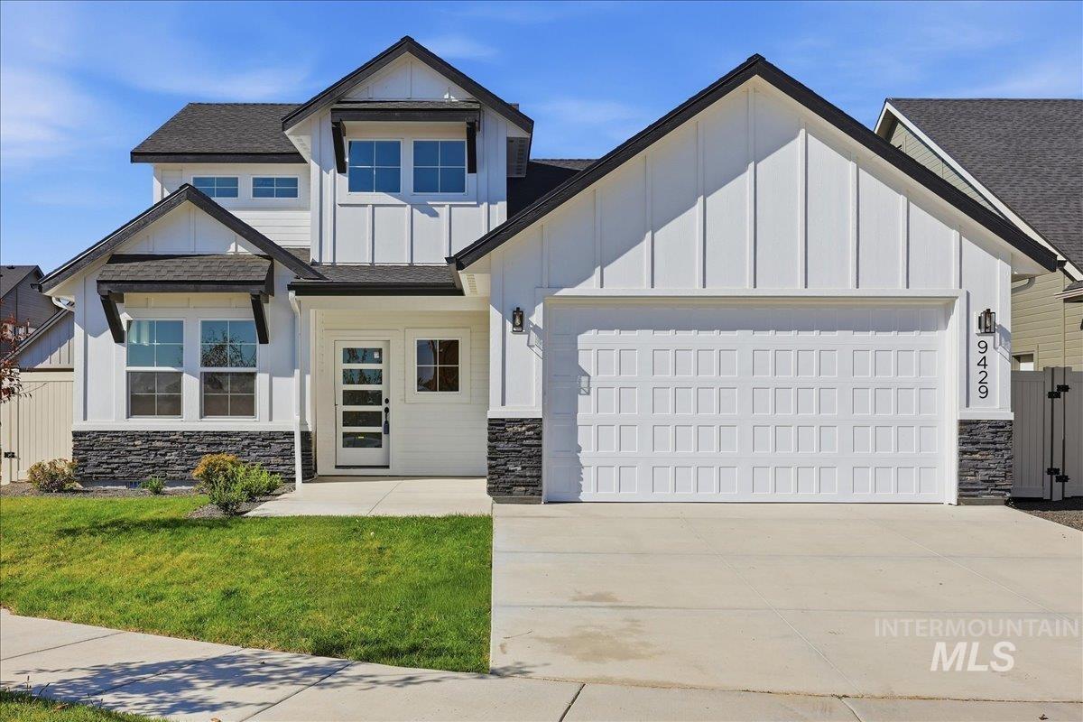 9429 S Esmeralda Ave, Kuna, Idaho 83634, 3 Bedrooms, 2.5 Bathrooms, Residential For Sale, Price $634,900,MLS 99002886