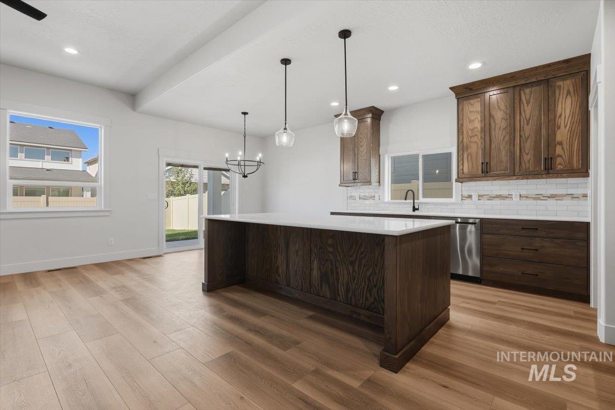 9429 S Esmeralda Ave, Kuna, Idaho 83634, 3 Bedrooms, 2.5 Bathrooms, Residential For Sale, Price $634,900,MLS 99002886