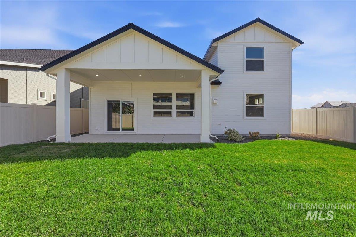 9429 S Esmeralda Ave, Kuna, Idaho 83634, 3 Bedrooms, 2.5 Bathrooms, Residential For Sale, Price $634,900,MLS 99002886