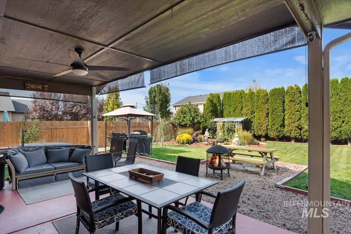 6586 E Gardenia Ln., Nampa, Idaho 83687, 4 Bedrooms, 2.5 Bathrooms, Residential For Sale, Price $478,000,MLS 99002901