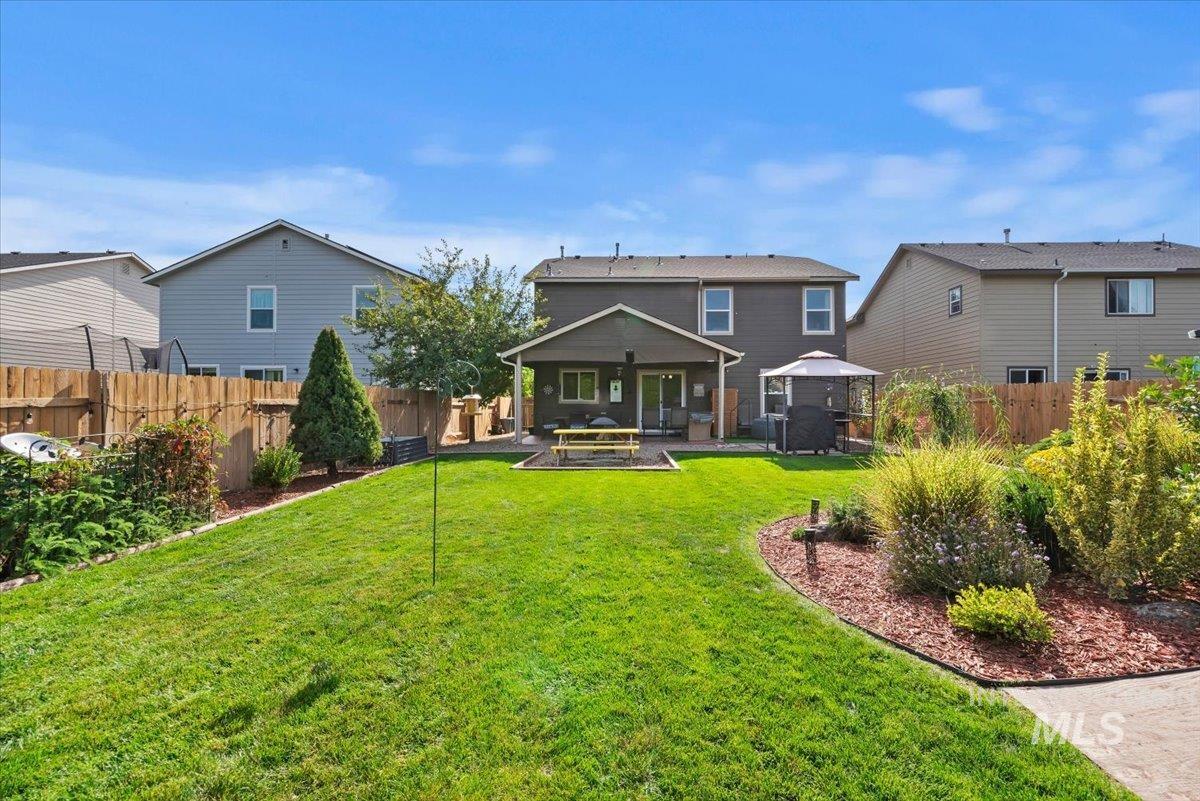 6586 E Gardenia Ln., Nampa, Idaho 83687, 4 Bedrooms, 2.5 Bathrooms, Residential For Sale, Price $478,000,MLS 99002901