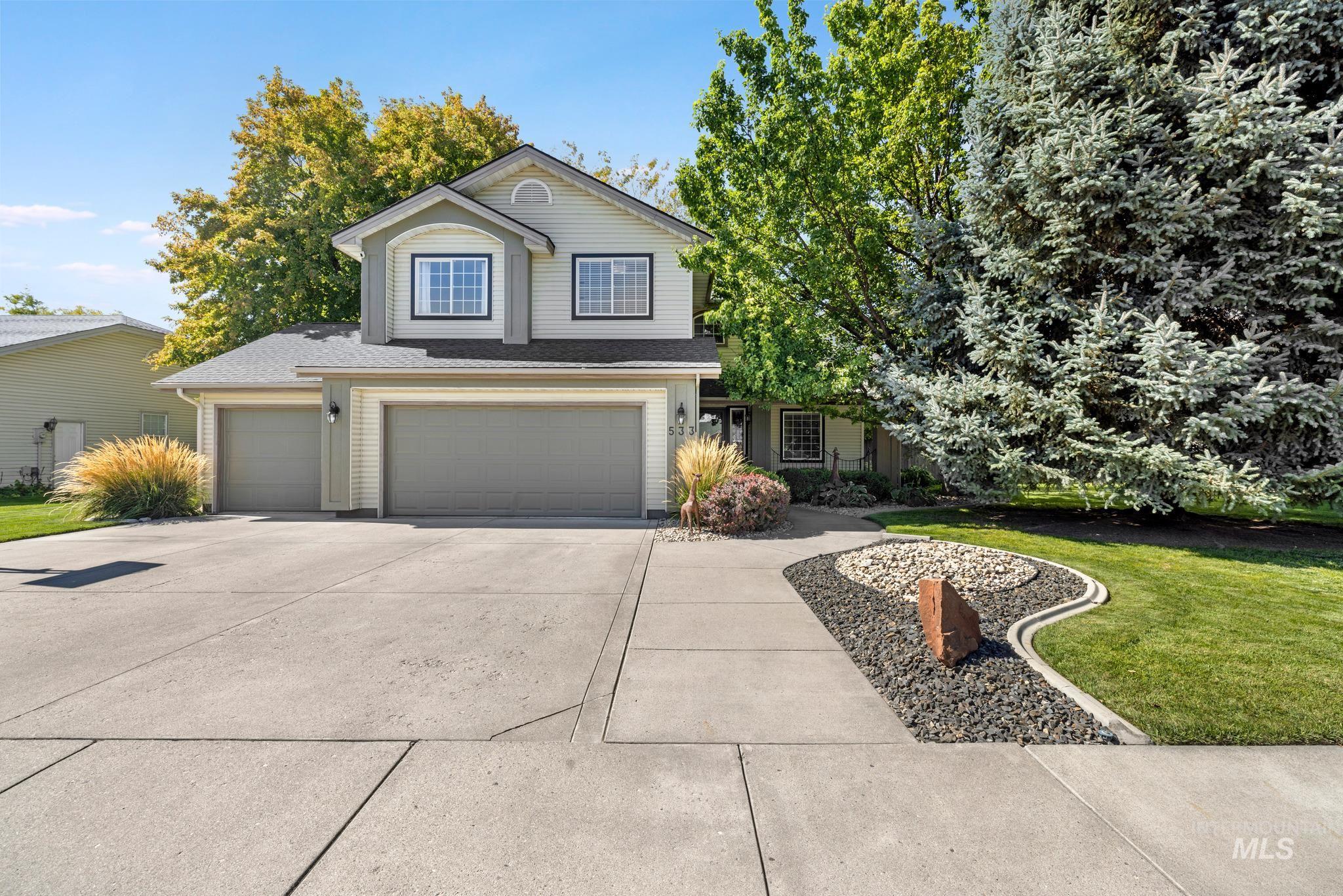 533 Cypress Way, Twin Falls, Idaho 83301, 3 Bedrooms, 2.5 Bathrooms, Residential For Sale, Price $478,000,MLS 99002902