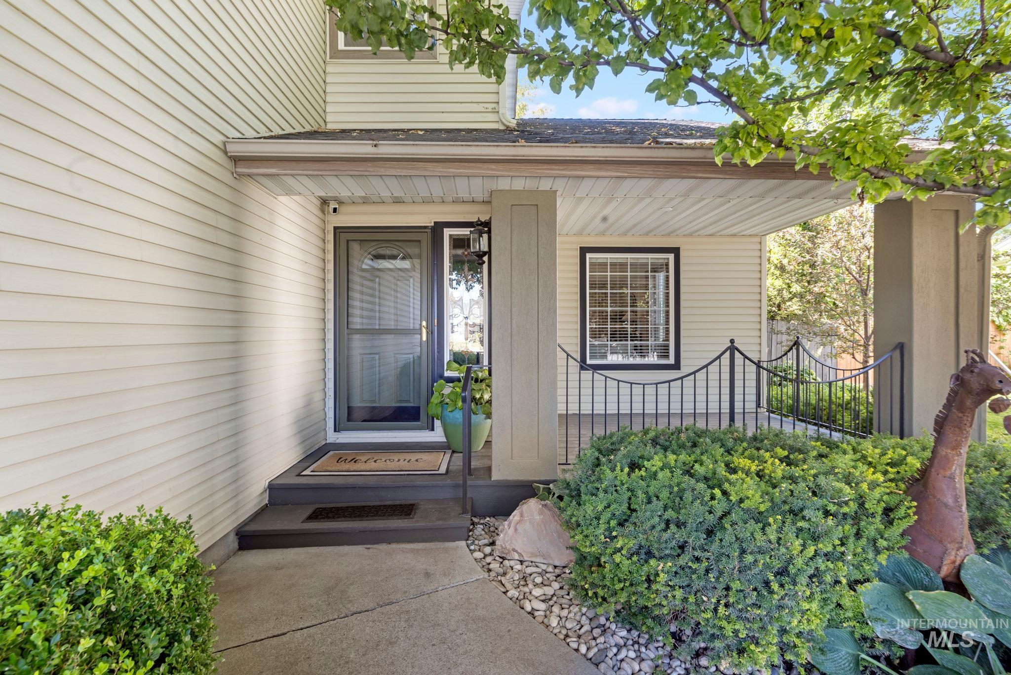 533 Cypress Way, Twin Falls, Idaho 83301, 3 Bedrooms, 2.5 Bathrooms, Residential For Sale, Price $478,000,MLS 99002902