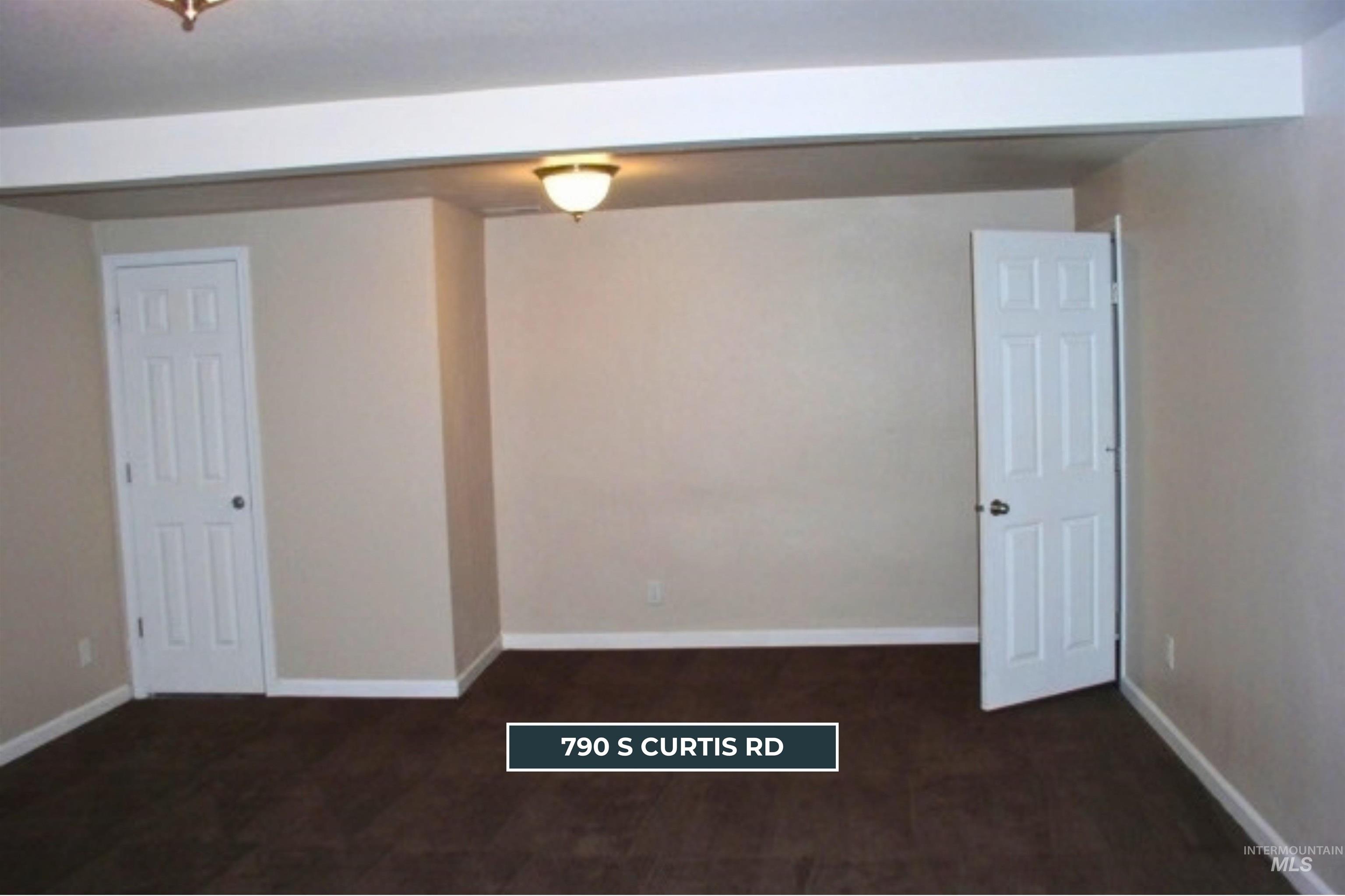 790-792 S Curtis Rd, Boise, Idaho 83705, 3 Bedrooms, 2 Bathrooms, Residential Income For Sale, Price $685,000,MLS 99002904
