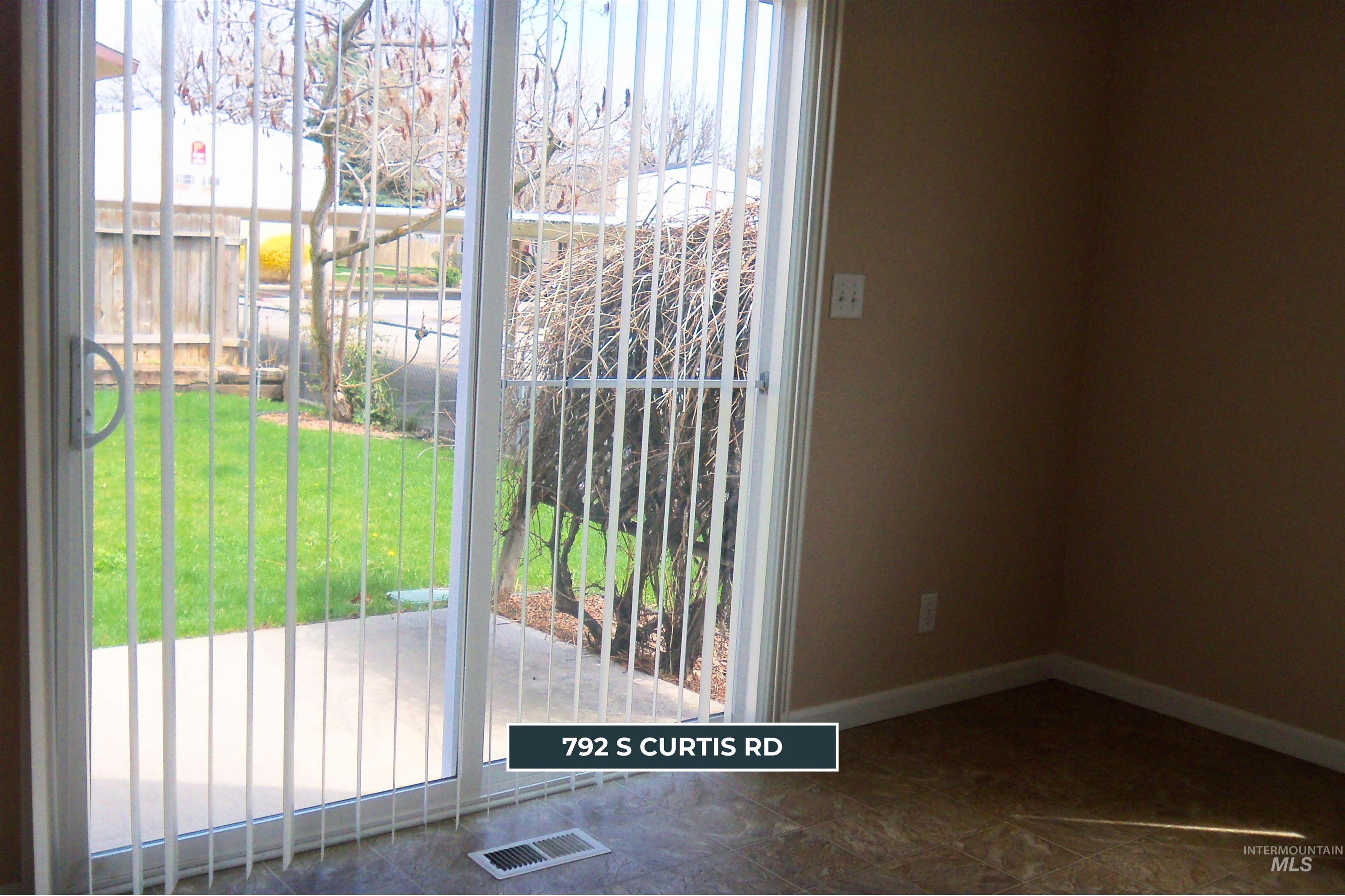 790-792 S Curtis Rd, Boise, Idaho 83705, 3 Bedrooms, 2 Bathrooms, Residential Income For Sale, Price $685,000,MLS 99002904
