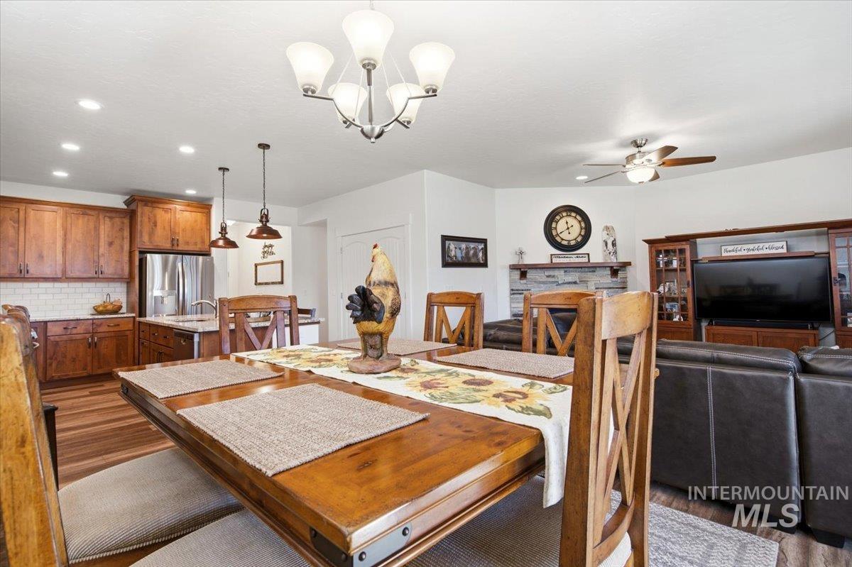 2036 N Honda Ave, Middleton, Idaho 83644, 3 Bedrooms, 2 Bathrooms, Residential For Sale, Price $459,000,MLS 99002908