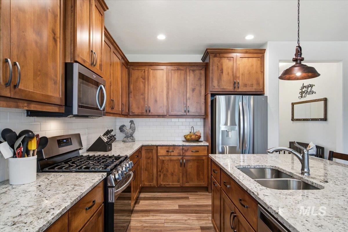 2036 N Honda Ave, Middleton, Idaho 83644, 3 Bedrooms, 2 Bathrooms, Residential For Sale, Price $459,000,MLS 99002908