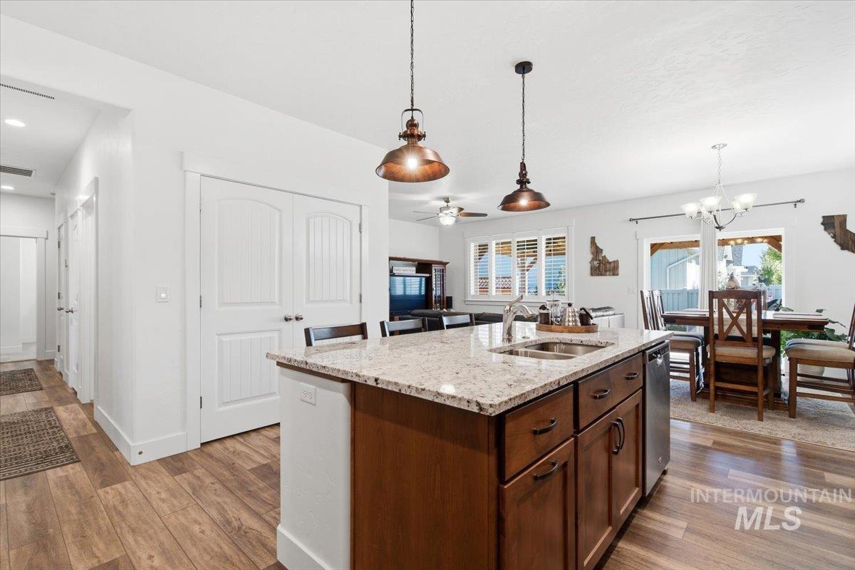 2036 N Honda Ave, Middleton, Idaho 83644, 3 Bedrooms, 2 Bathrooms, Residential For Sale, Price $459,000,MLS 99002908