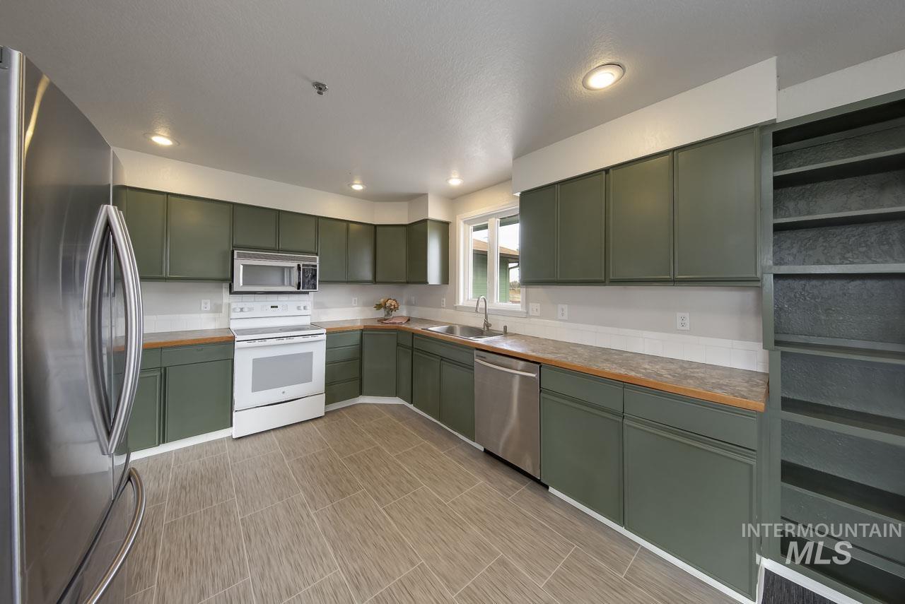 11426 Lone Star Road, Nampa, Idaho 83651, 8 Bedrooms, 3 Bathrooms, Residential For Sale, Price $987,500,MLS 99002913